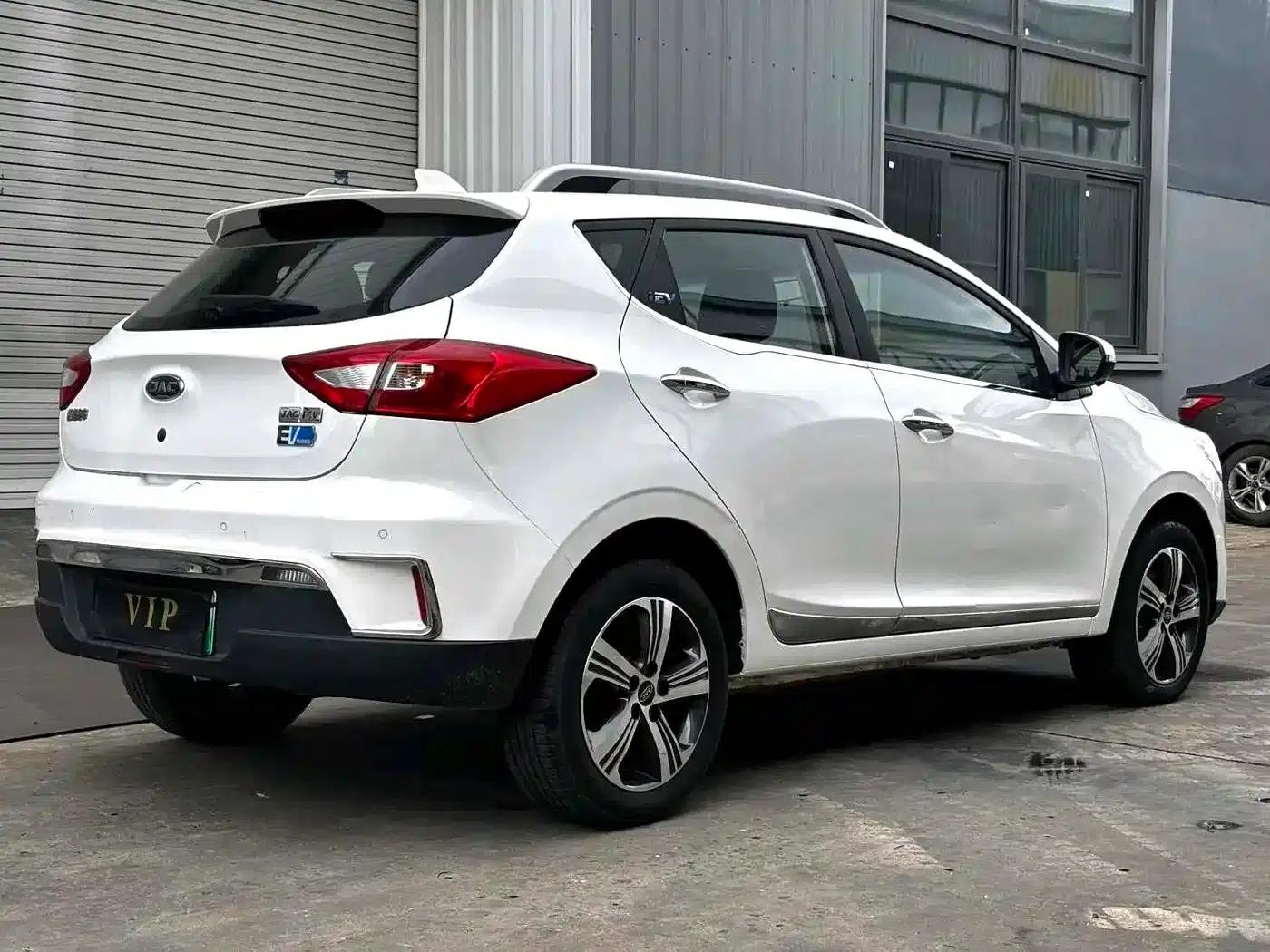JAC iEV7S 2019 Luxury Intelligent Edition — миниатюра 5