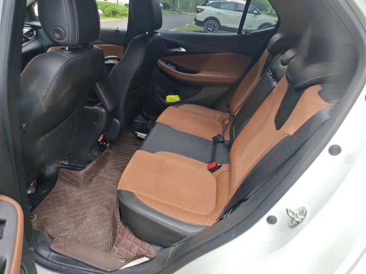 Buick Encore GX 2022 332T CVT Two-Wheel Drive Luxury Version — миниатюра 17