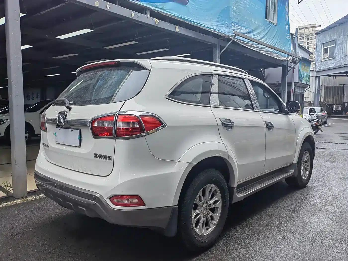 Yusheng S350 2013 2.4T Automatic 2WD Diesel Super Luxury 5-Seater — миниатюра 11