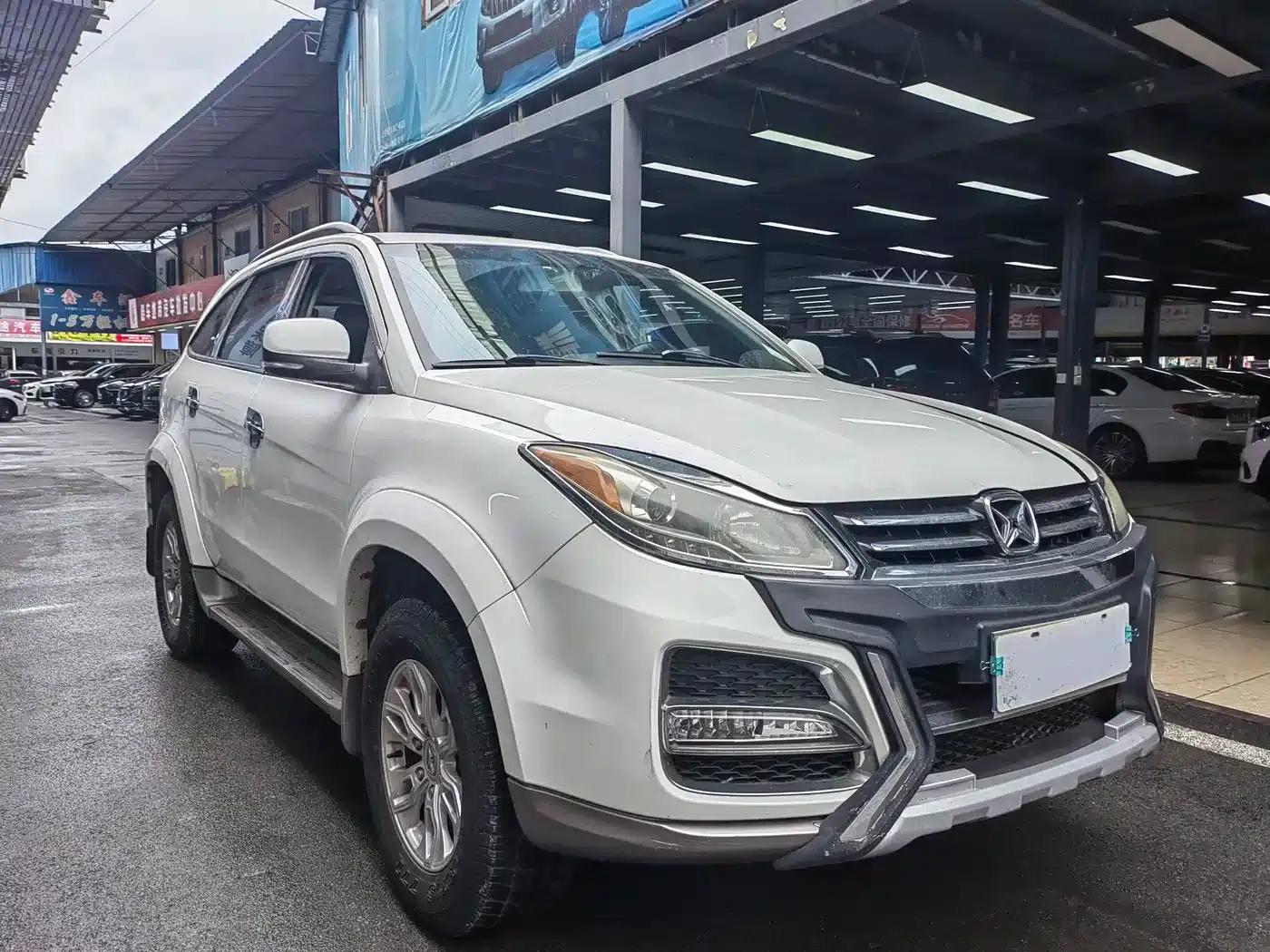 Yusheng S350 2013 2.4T Automatic 2WD Diesel Super Luxury 5-Seater — миниатюра 3