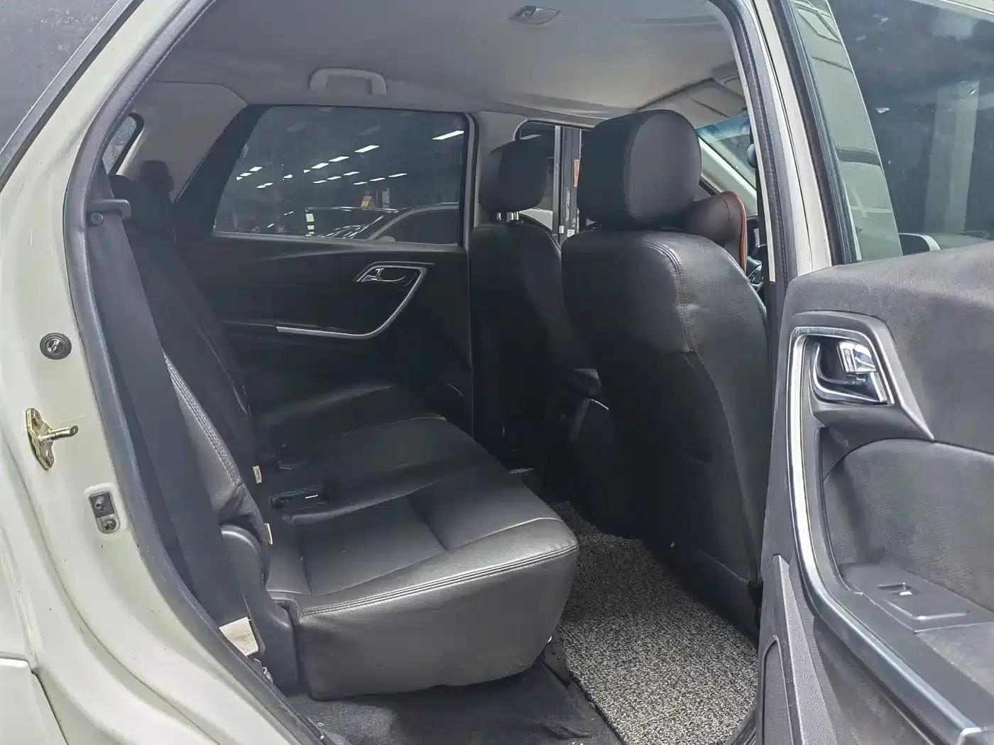 Yusheng S350 2013 2.4T Automatic 2WD Diesel Super Luxury 5-Seater — миниатюра 5