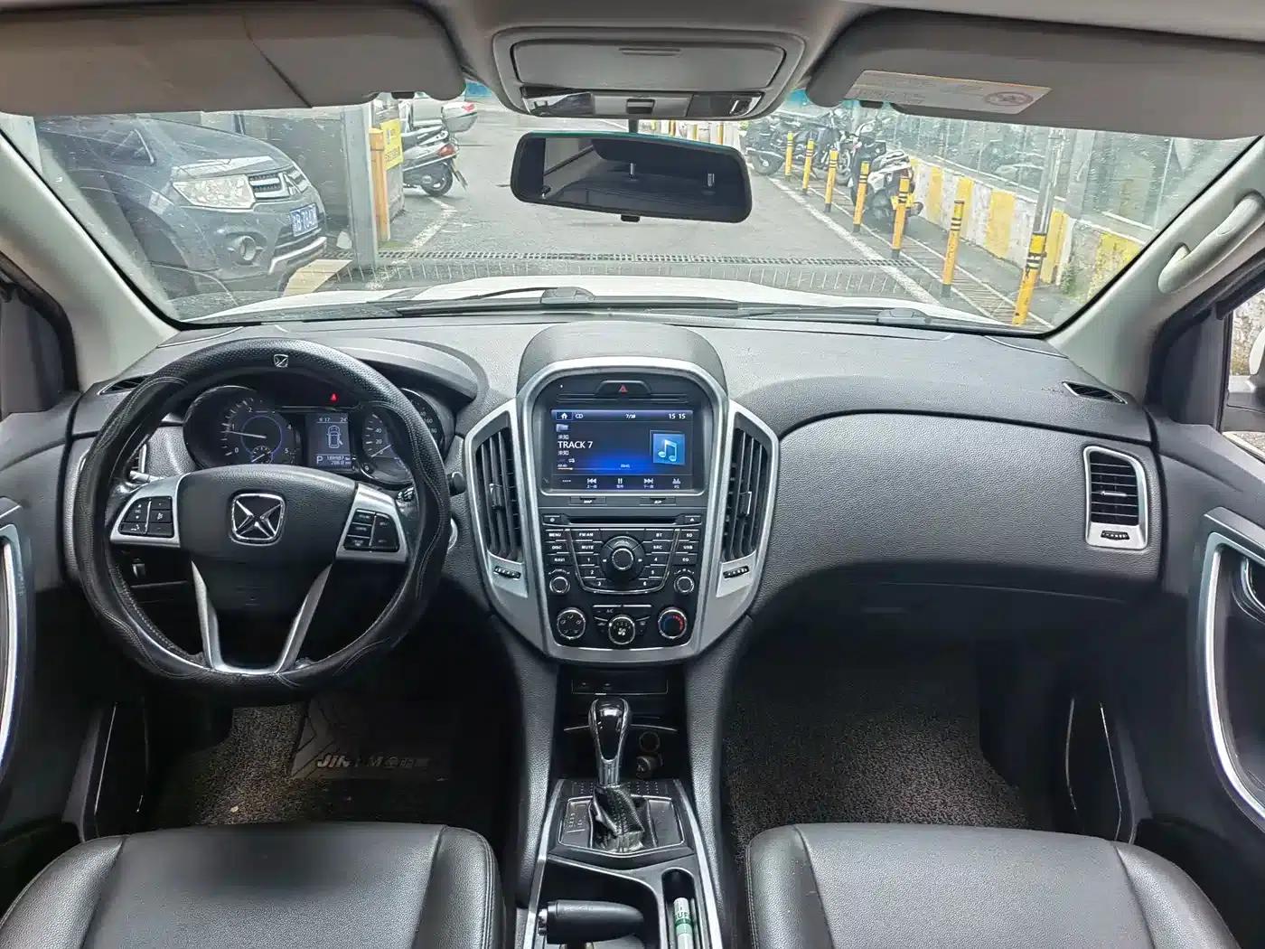 Yusheng S350 2013 2.4T Automatic 2WD Diesel Super Luxury 5-Seater — миниатюра 6
