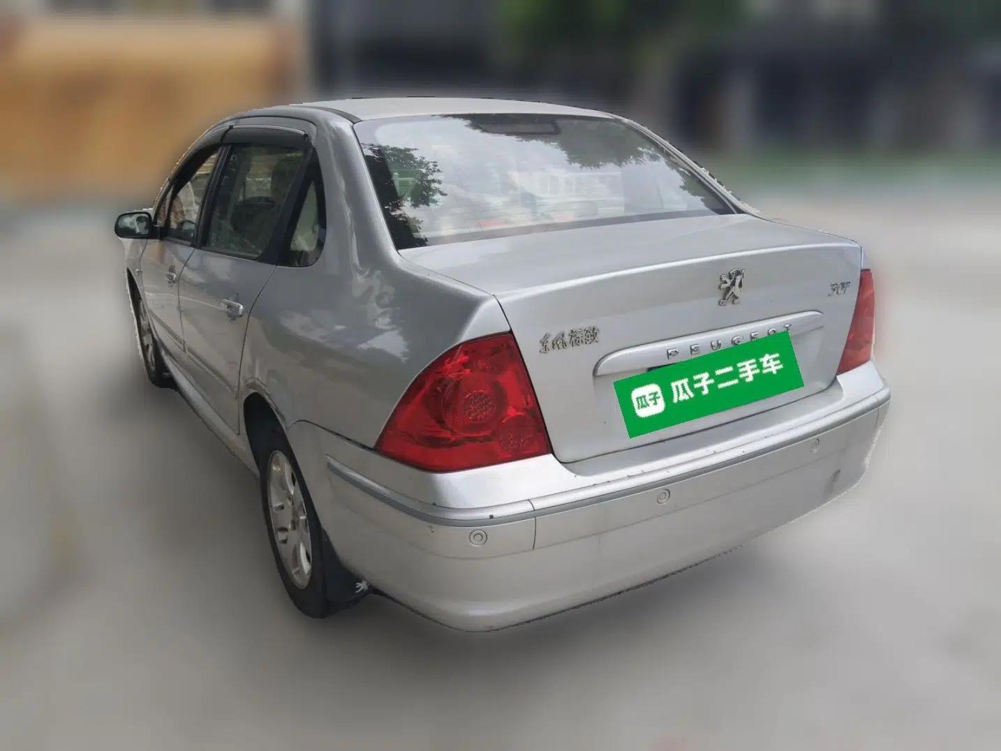 Peugeot 307 2010 Sedan 1.6L Manual Comfort Edition — миниатюра 4