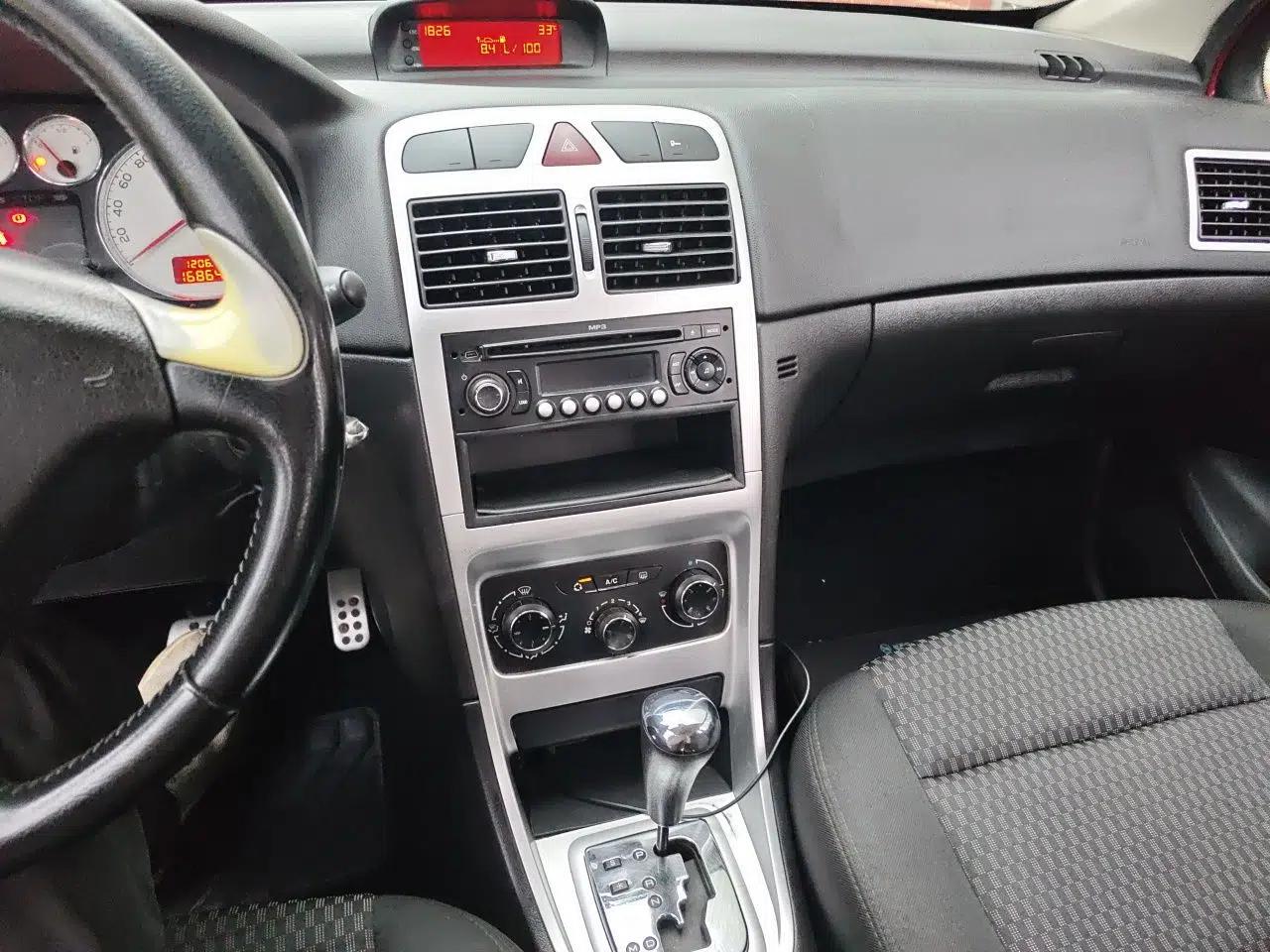 Peugeot 307 2012 1.6L Automatic CROSS — миниатюра 13