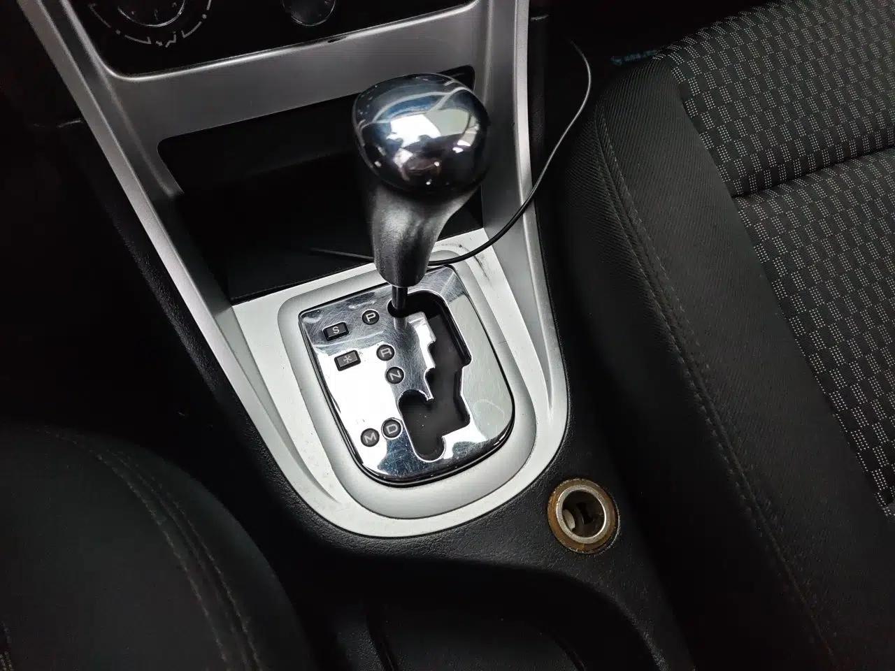 Peugeot 307 2012 1.6L Automatic CROSS — миниатюра 14