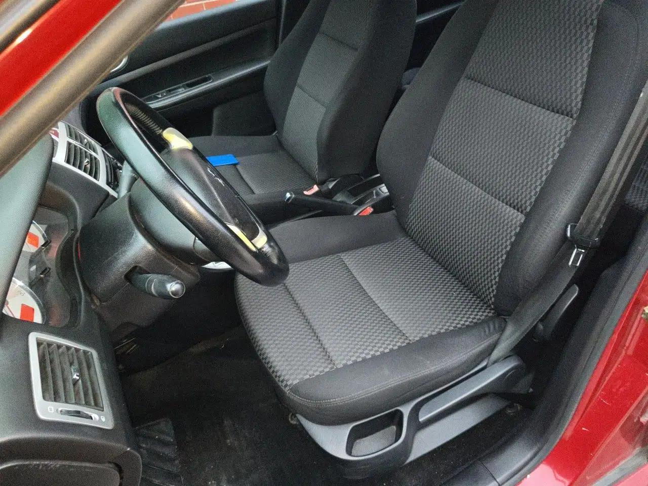 Peugeot 307 2012 1.6L Automatic CROSS — миниатюра 15