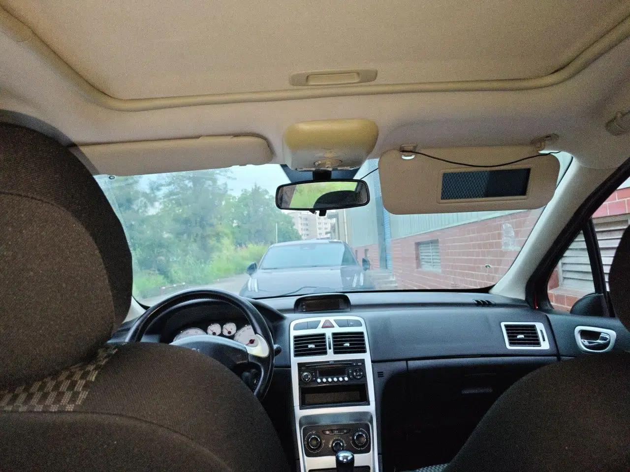 Peugeot 307 2012 1.6L Automatic CROSS — миниатюра 18