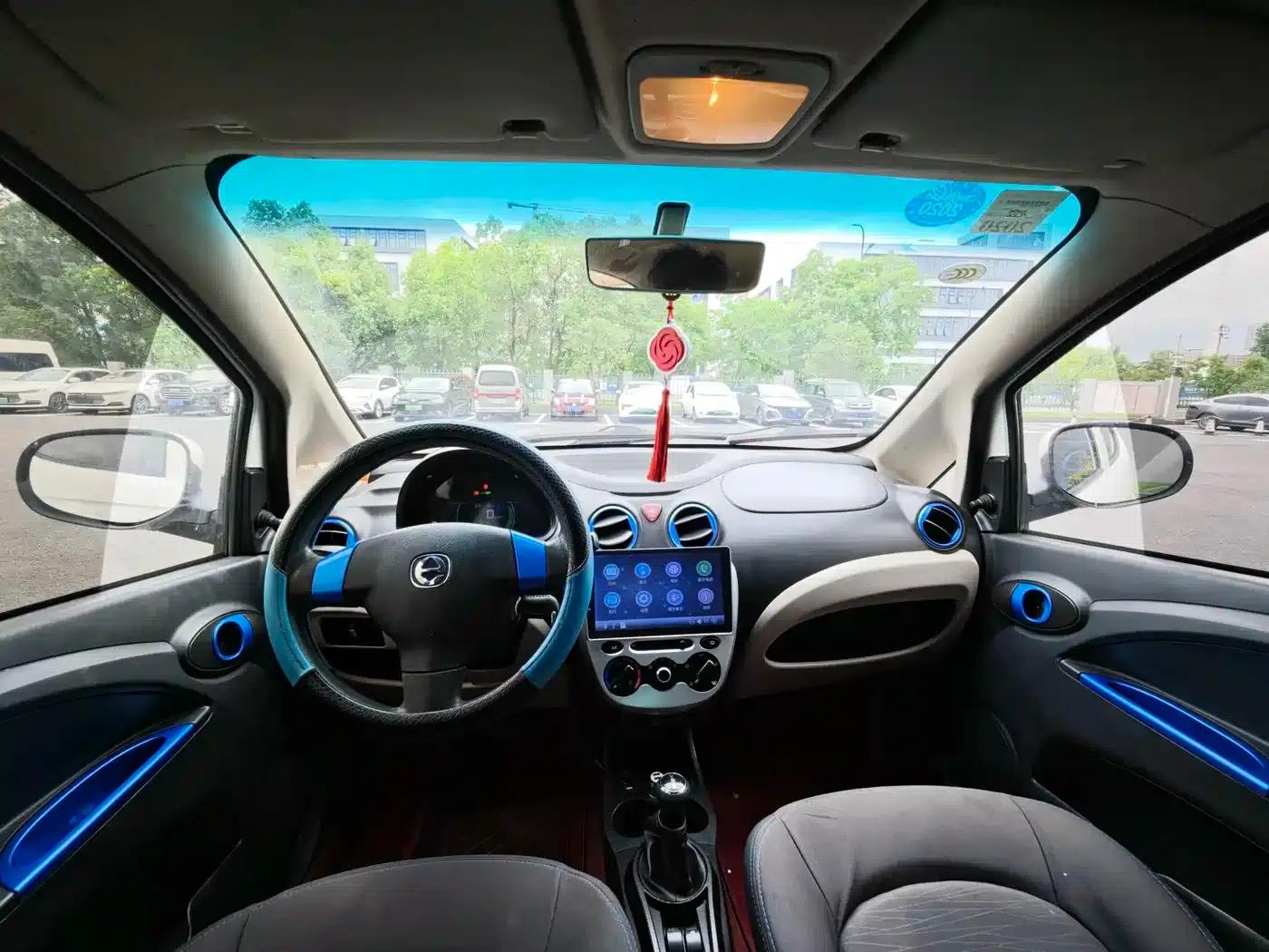Jiangling E200L 2016 Model, E200 Standard Edition — миниатюра 5