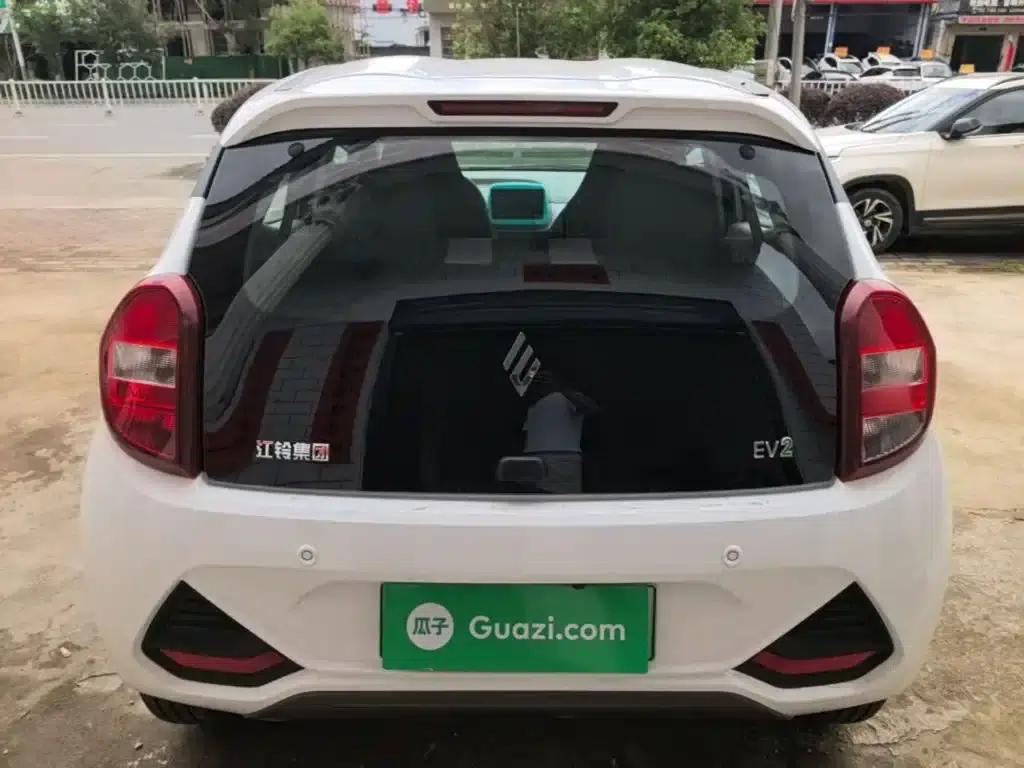 Yizhi EV2 2026 PLUS+ Luxury Edition — миниатюра 6