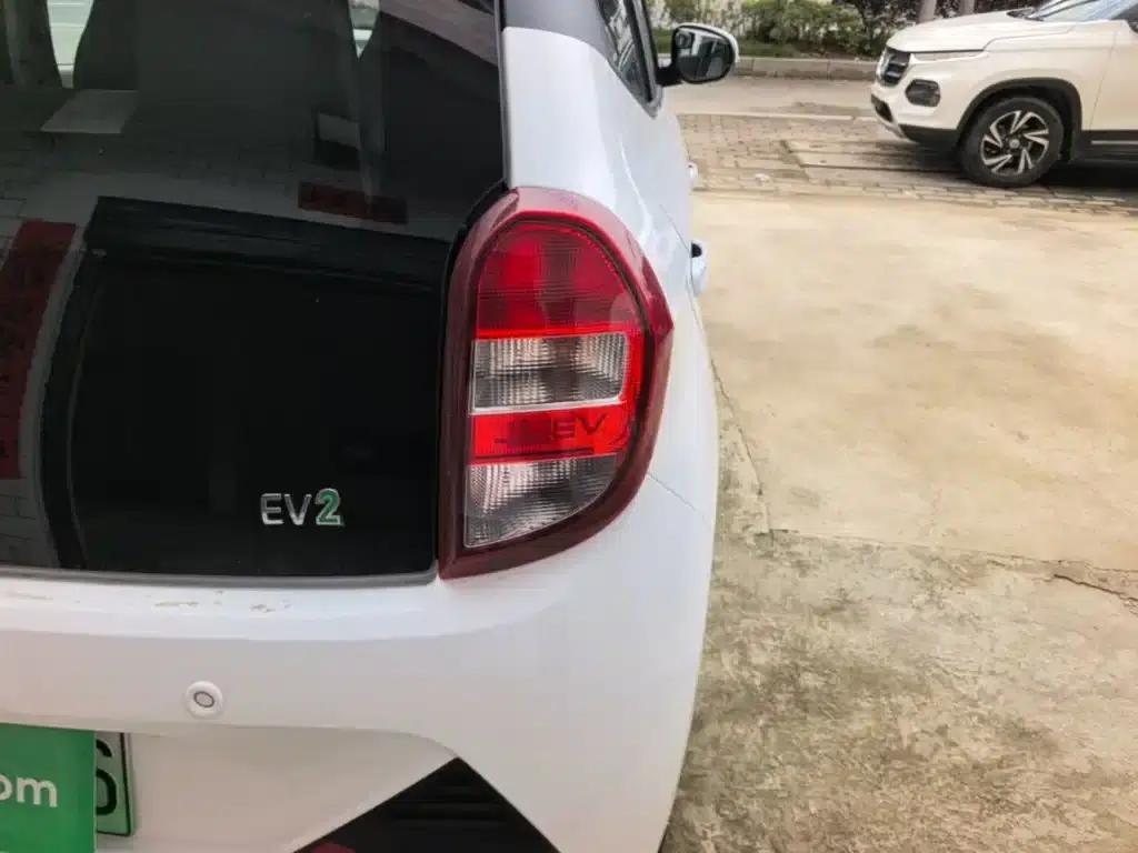 Yizhi EV2 2026 PLUS+ Luxury Edition — миниатюра 8