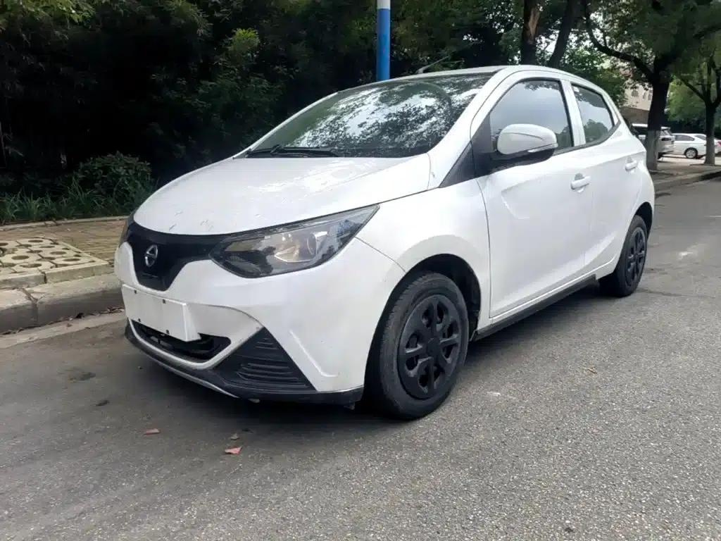 Yizhi EV2 2022 Heartbeat Edition — миниатюра 2