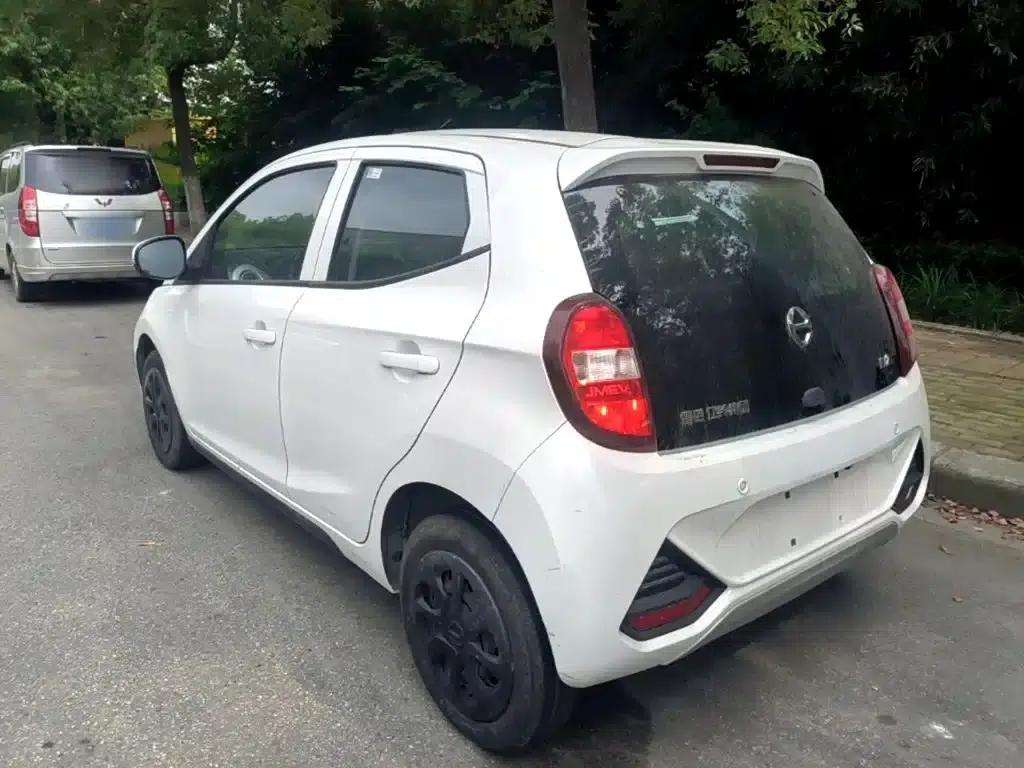 Yizhi EV2 2022 Heartbeat Edition — миниатюра 5
