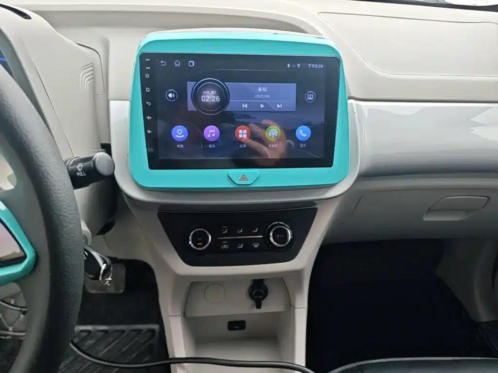 Yizhi EV2 2023 Auspicious Edition 201km Luxury — миниатюра 13