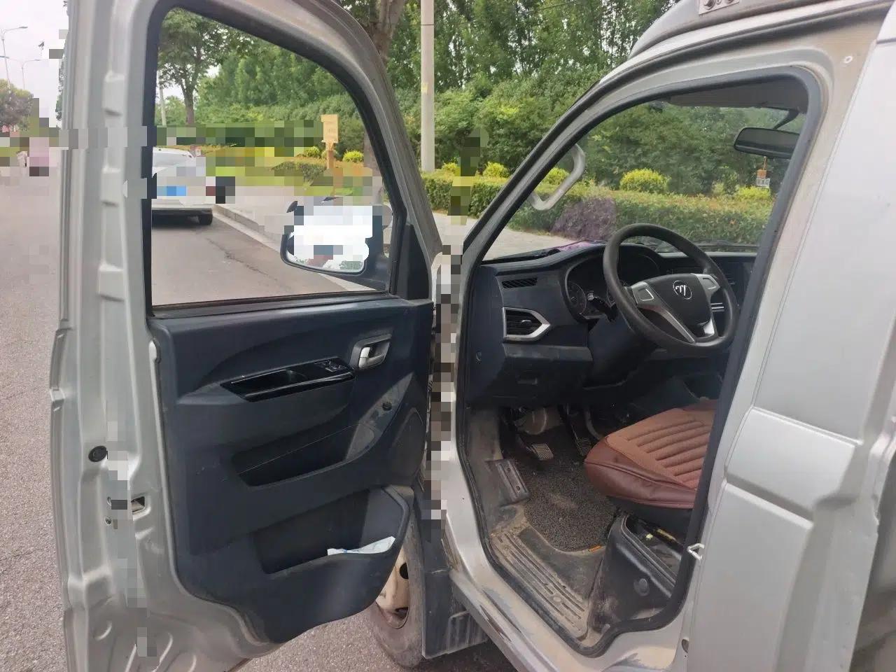 AstonMartin Rapide Foton Xiangling V3 Cargo Van Manual 1.6L — миниатюра 16