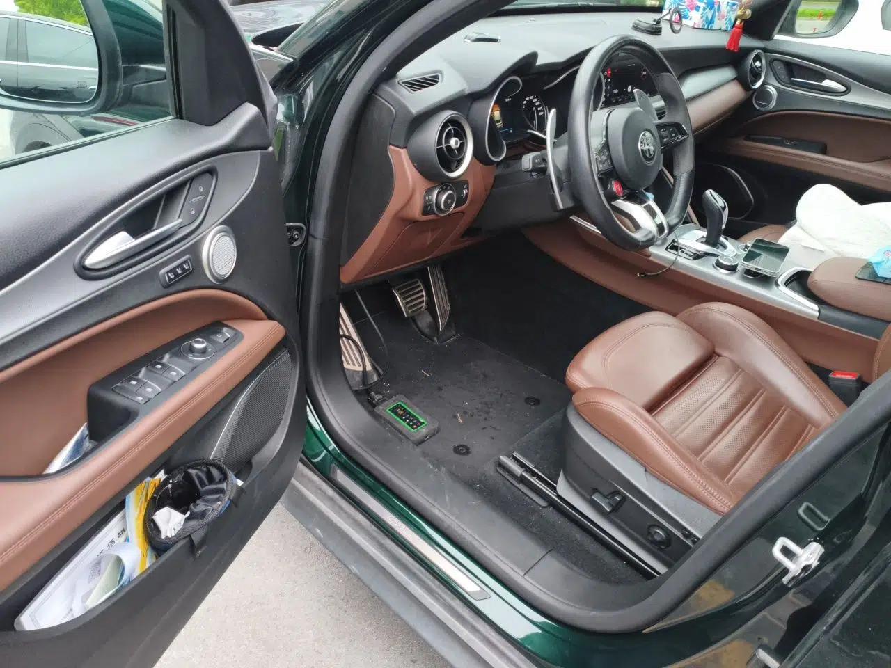 Alfa Romeo Stelvio 2020 2.0T 280HP Luxury Edition — миниатюра 16