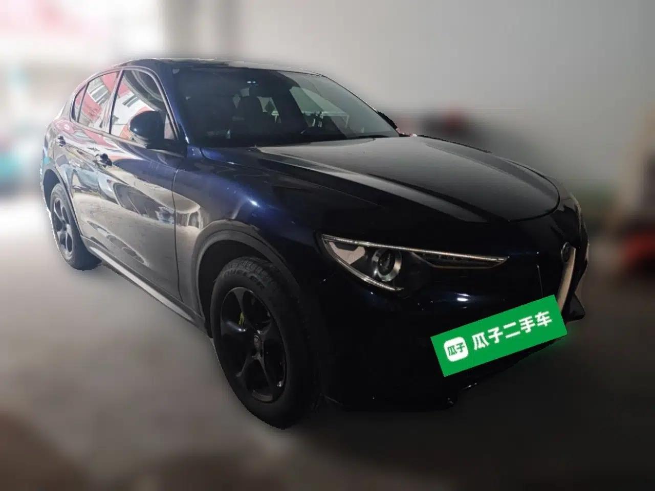 Alfa Romeo Stelvio 2017 2.0T 200HP Elite Edition — миниатюра 3