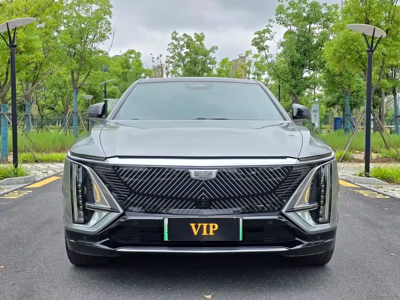 iQ Ruige 2022 Rear-Wheel Drive Long-Range Premium Edition — миниатюра 2