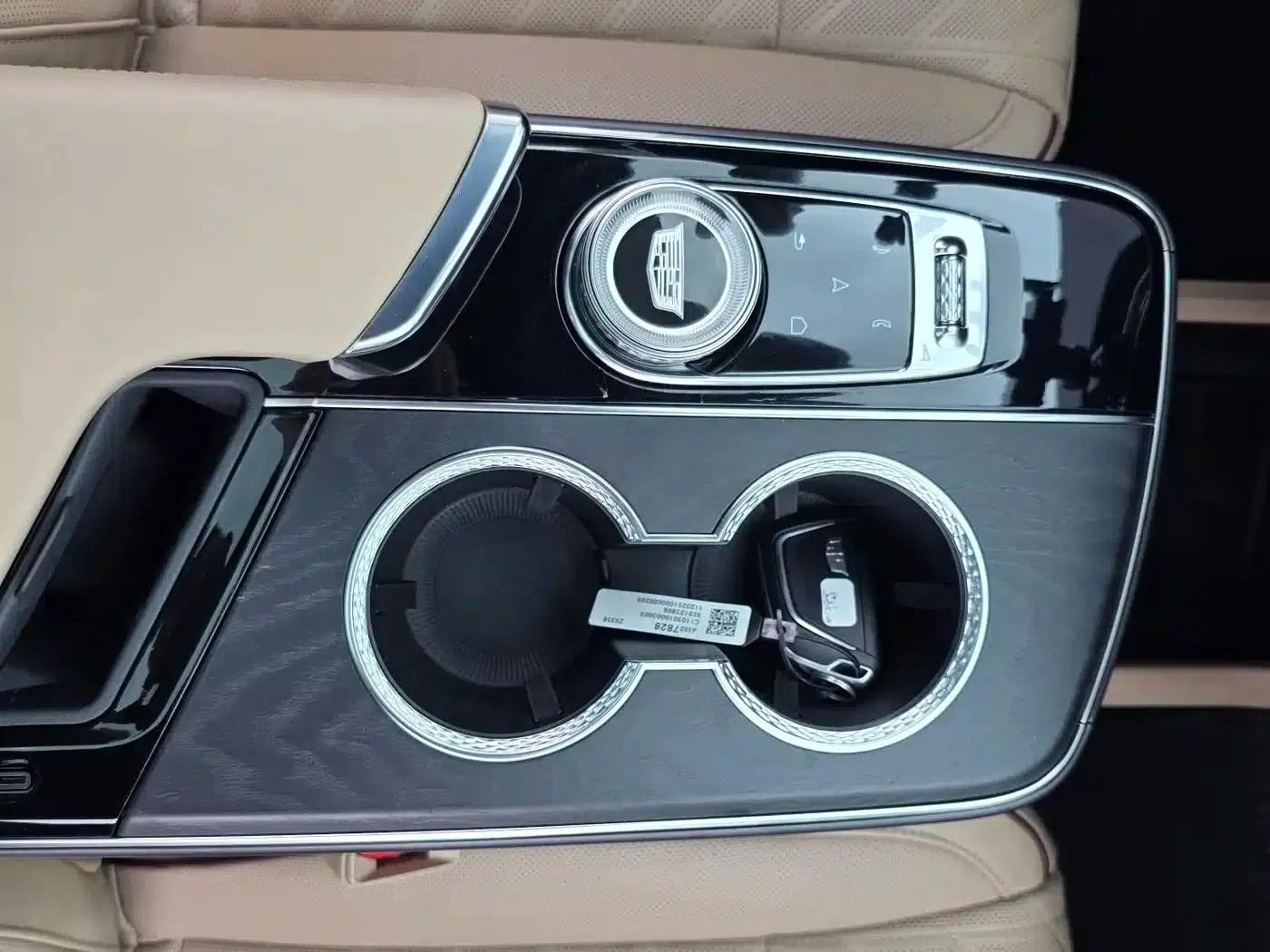 iQ Ruige 2022 Rear-Wheel Drive Long-Range Premium Edition — миниатюра 14