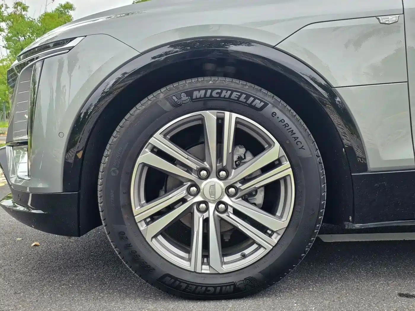 iQ Ruige 2022 Rear-Wheel Drive Long-Range Premium Edition — миниатюра 23