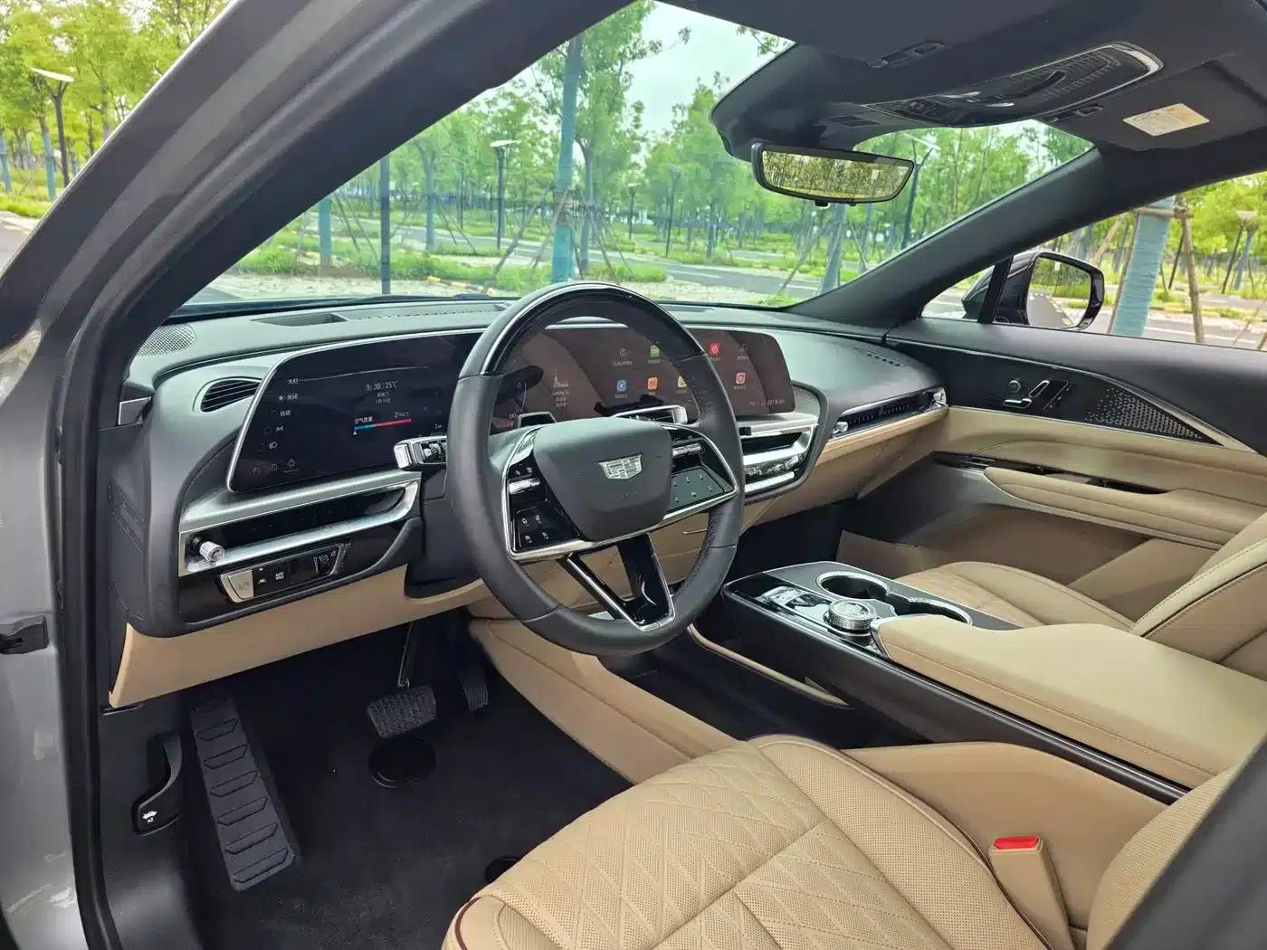 iQ Ruige 2022 Rear-Wheel Drive Long-Range Premium Edition — миниатюра 26