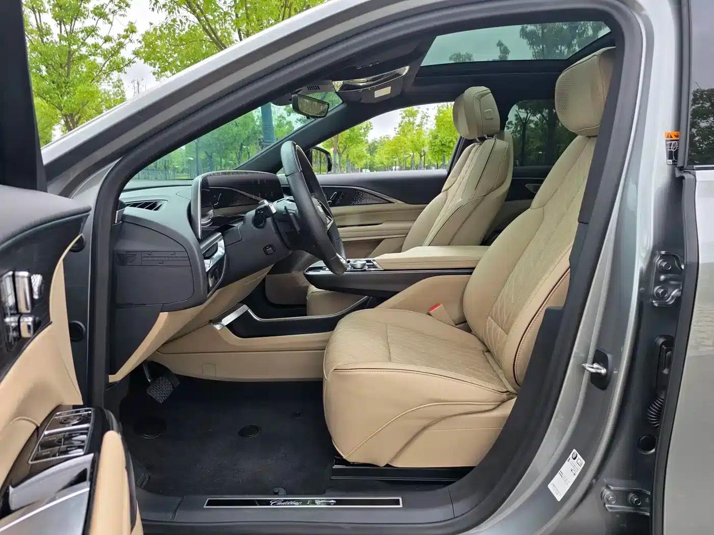 iQ Ruige 2022 Rear-Wheel Drive Long-Range Premium Edition — миниатюра 9