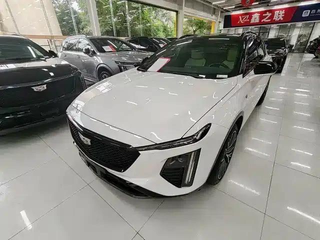 2023 Cadillac GT4 25T Premium