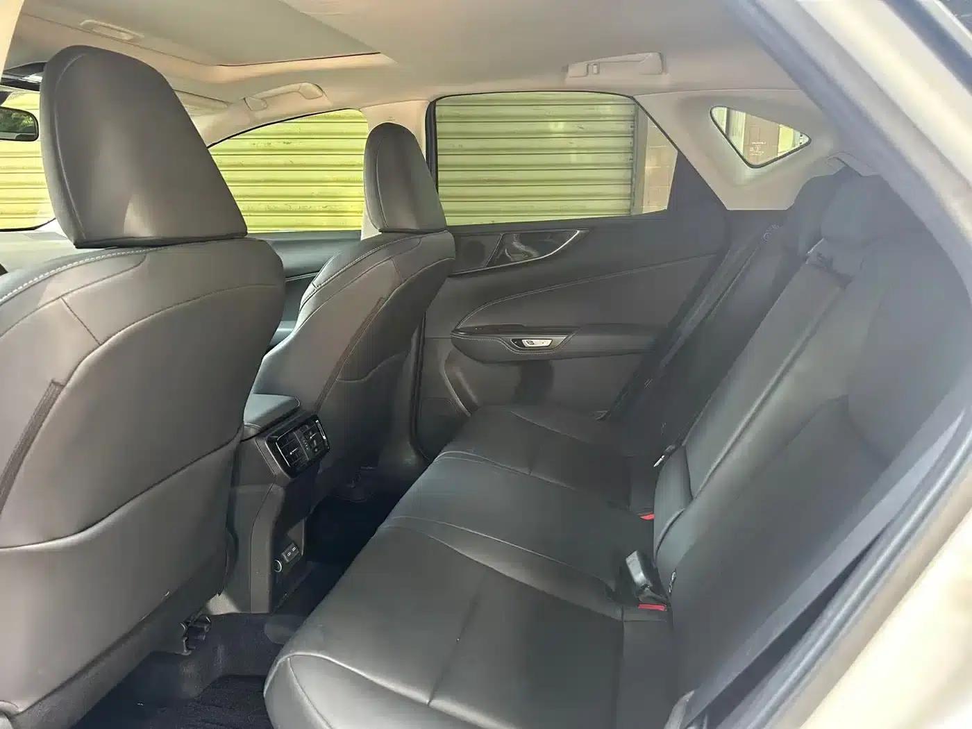 Lexus NX PHEV 2022 400h+ Premium Edition — миниатюра 5