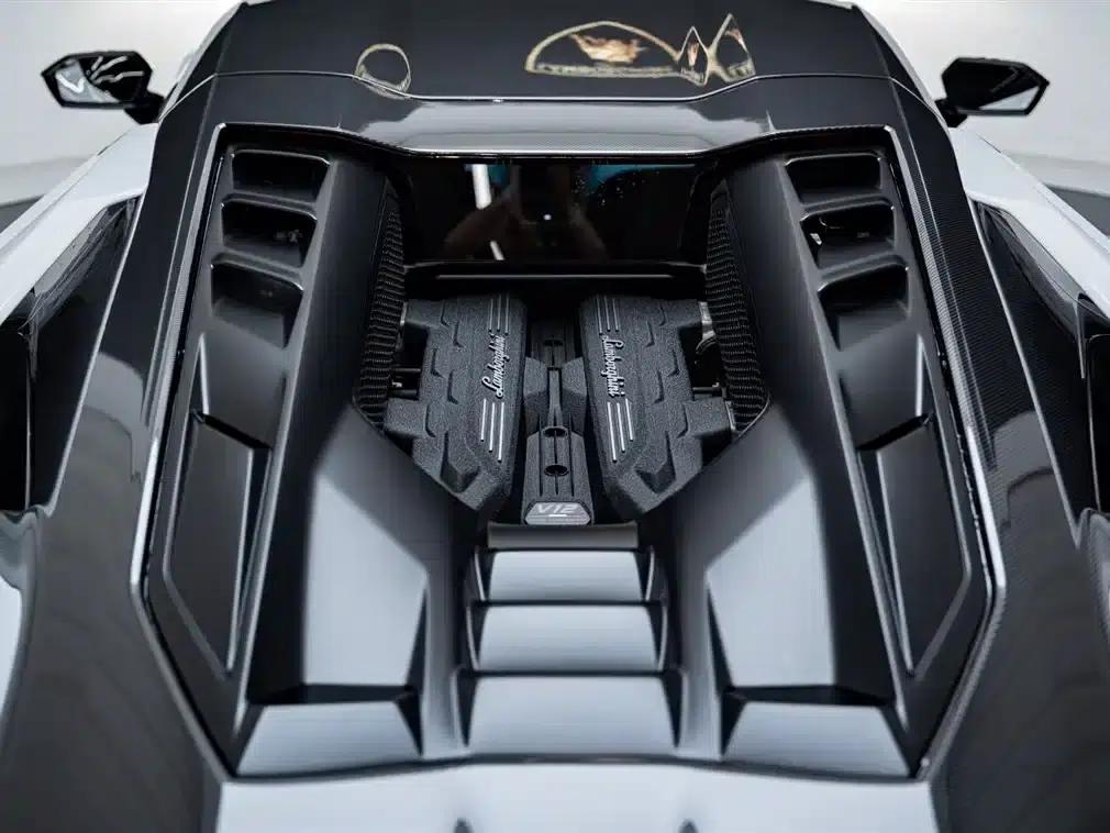 Revuelto 2023 6.5L PHEV Standard Edition — миниатюра 17