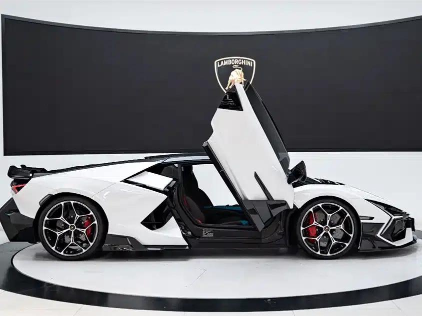 Revuelto 2023 6.5L PHEV Standard Edition — миниатюра 7