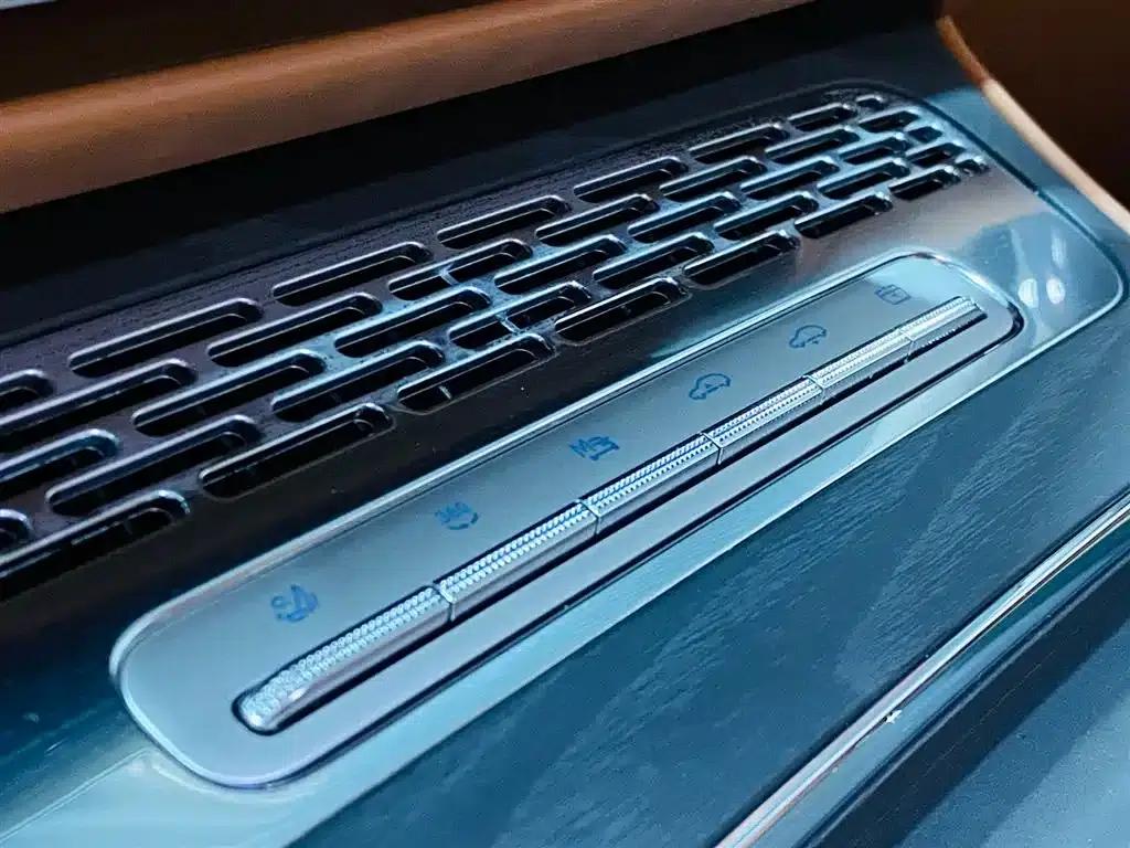 Voyah Taishan 2026 Max+ — миниатюра 11
