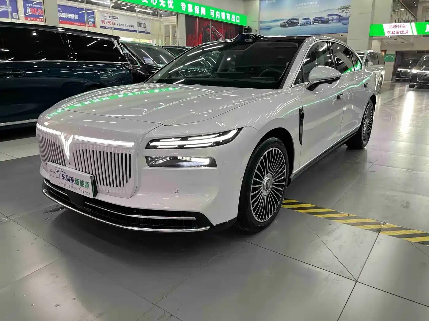 Voyah Chase Light L 2026 All-Wheel Drive Ultra — миниатюра 1