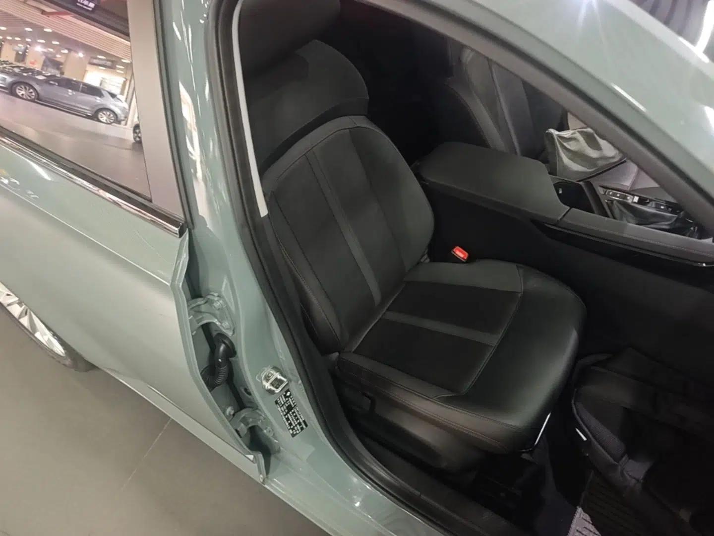 Baojun Valli 2021 1.5T Dali Sky CVT Premium Edition — миниатюра 19