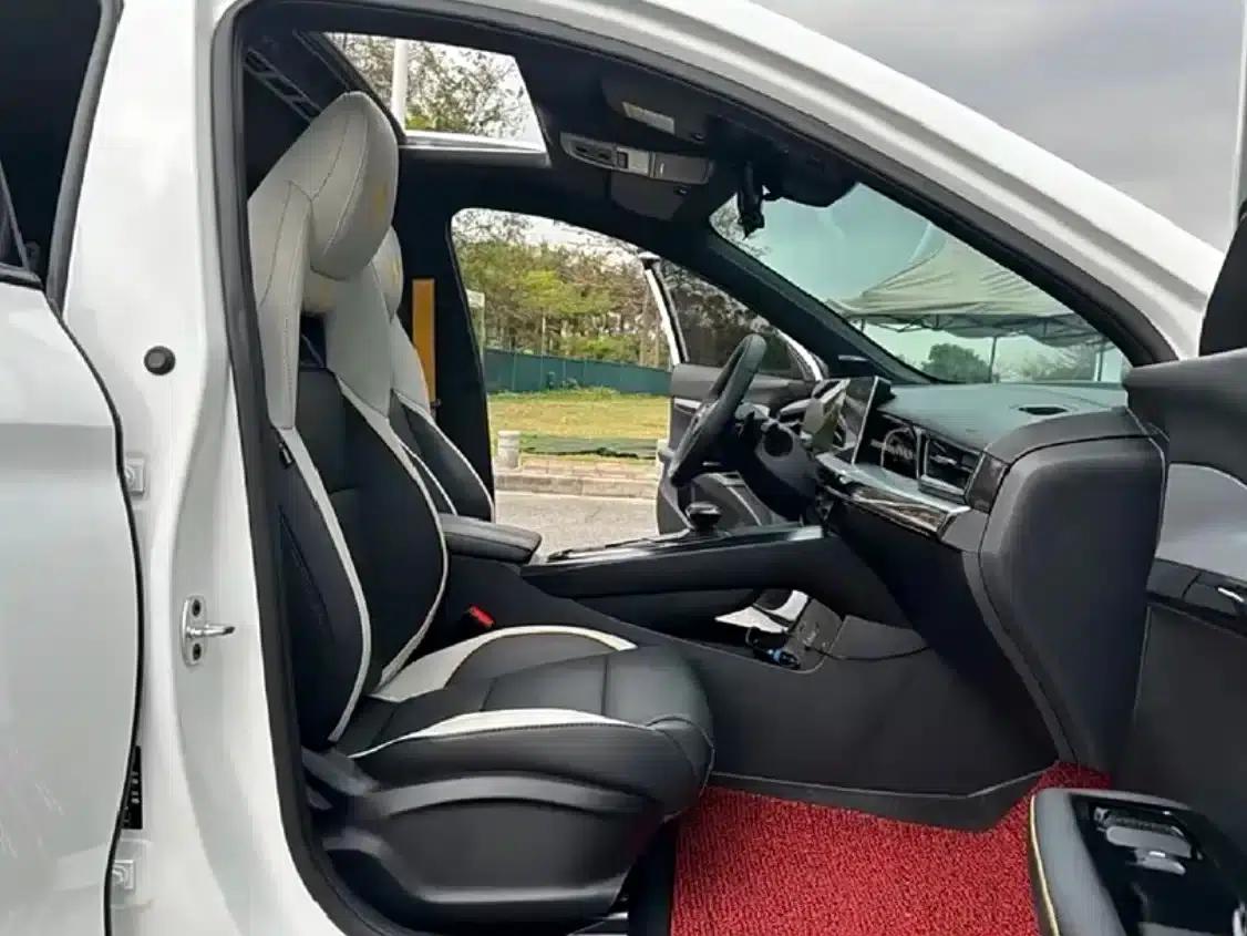 MG5 Scorpio 2022 1.5T Trophy Sport Flagship Edition — миниатюра 8