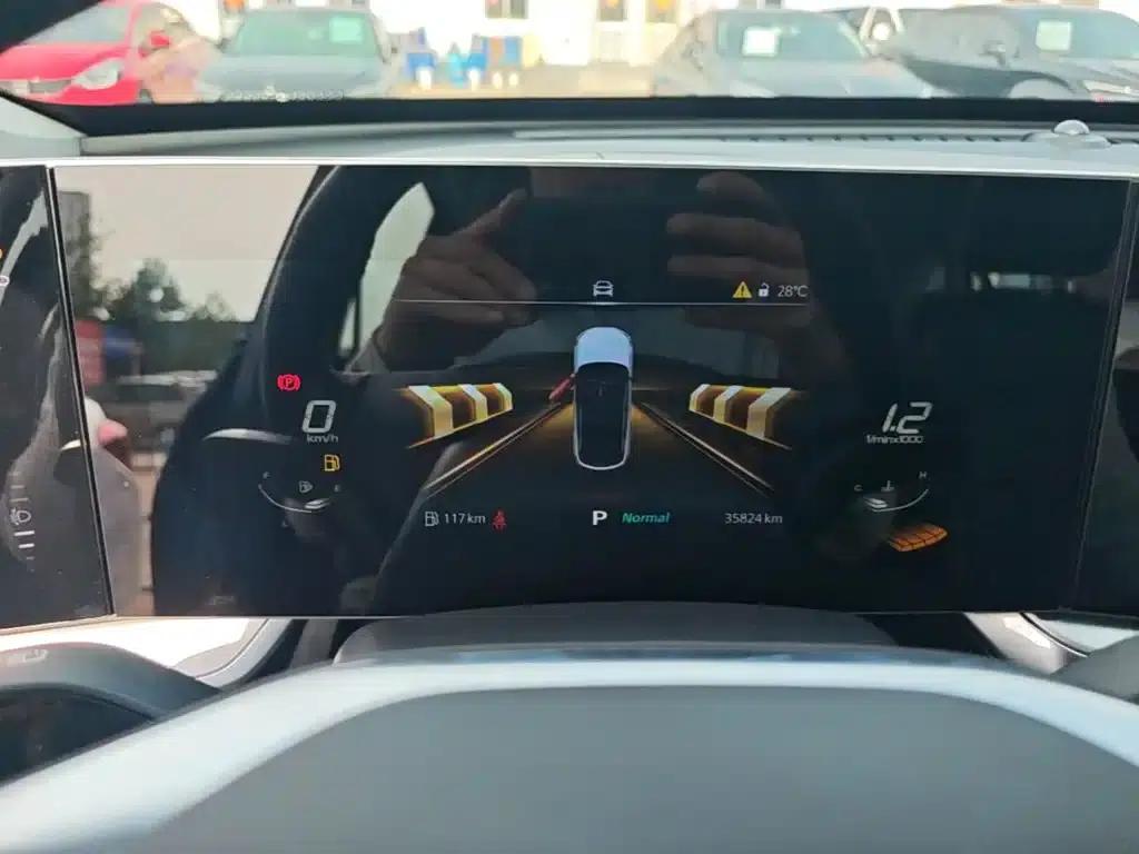MG ONE 2022 α-Smart Sports Series 1.5T Starter Edition — миниатюра 12