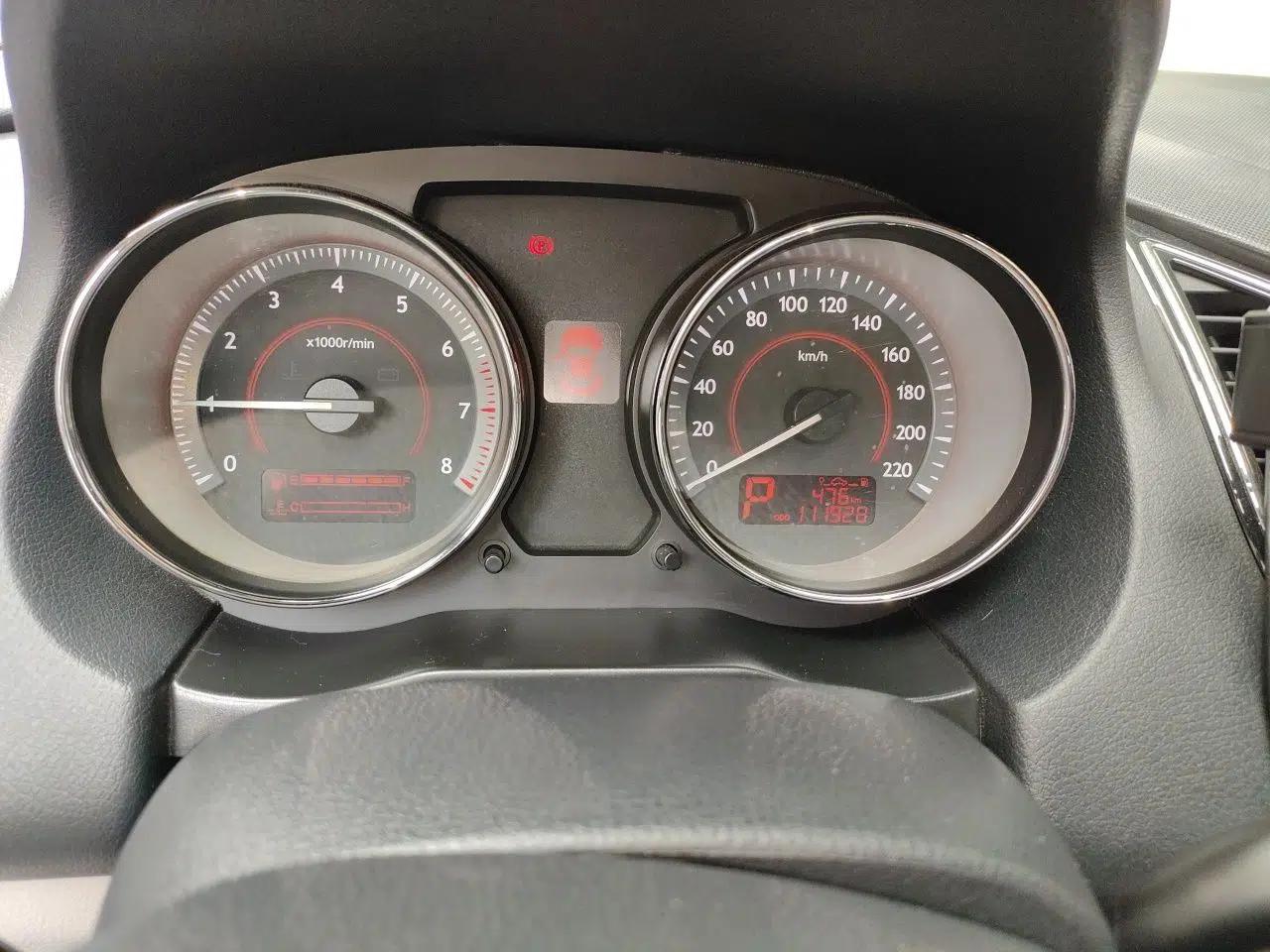 Bestune B50 2013 1.6L automatic luxury version — миниатюра 12