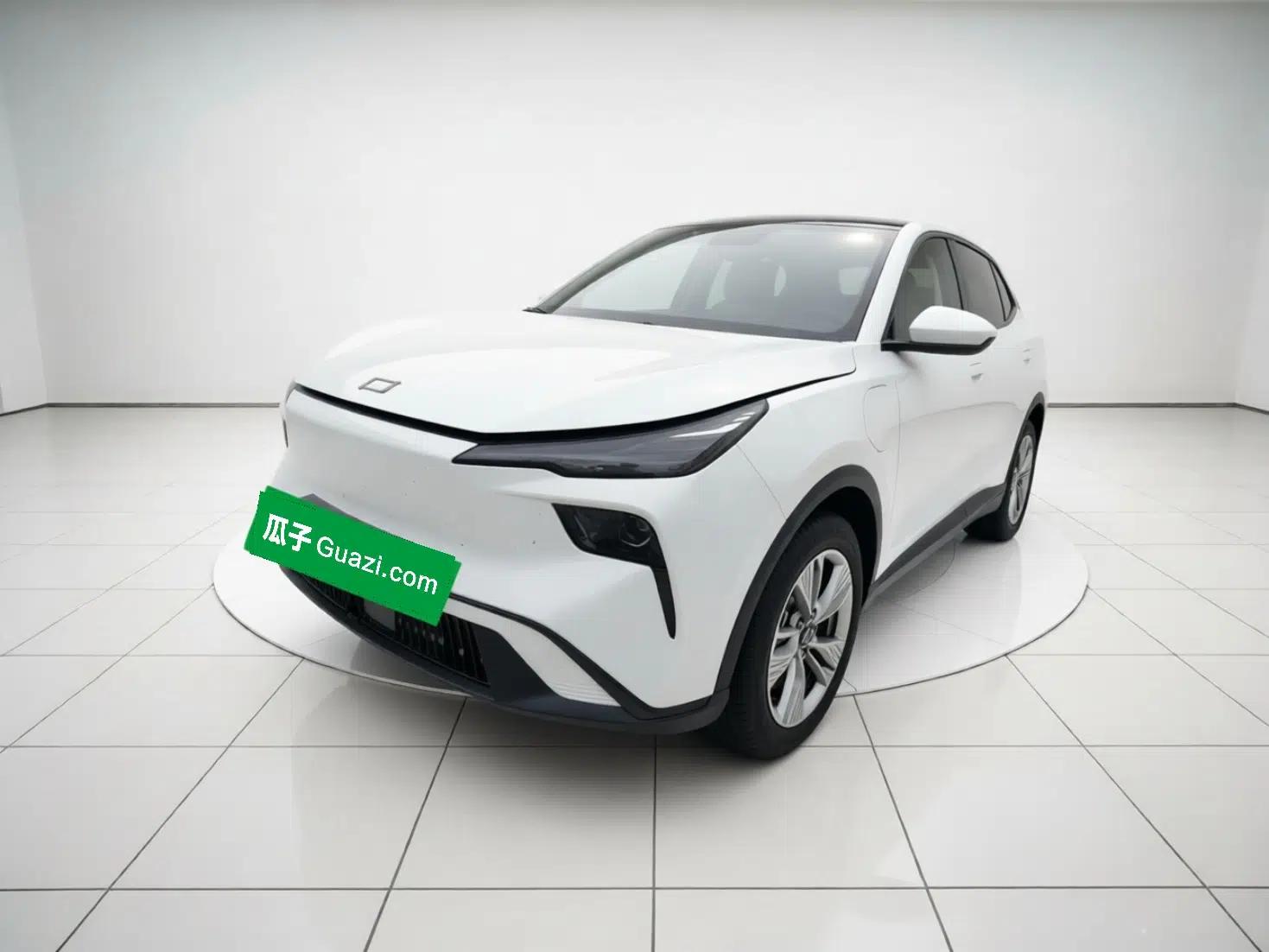 Bestune Yueyi 03 2025 565km Enjoy Edition — миниатюра 1