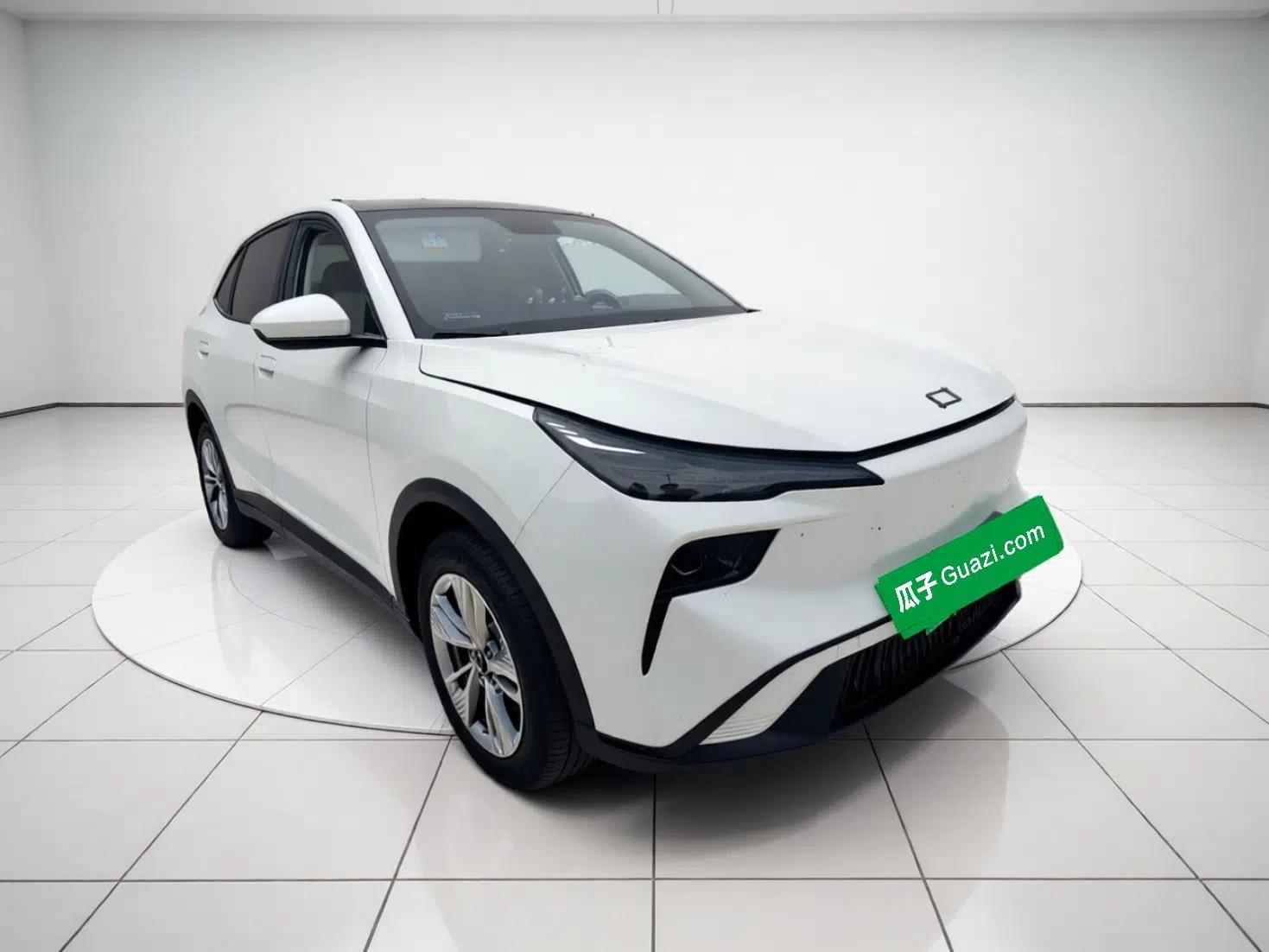 Bestune Yueyi 03 2025 565km Enjoy Edition — миниатюра 3