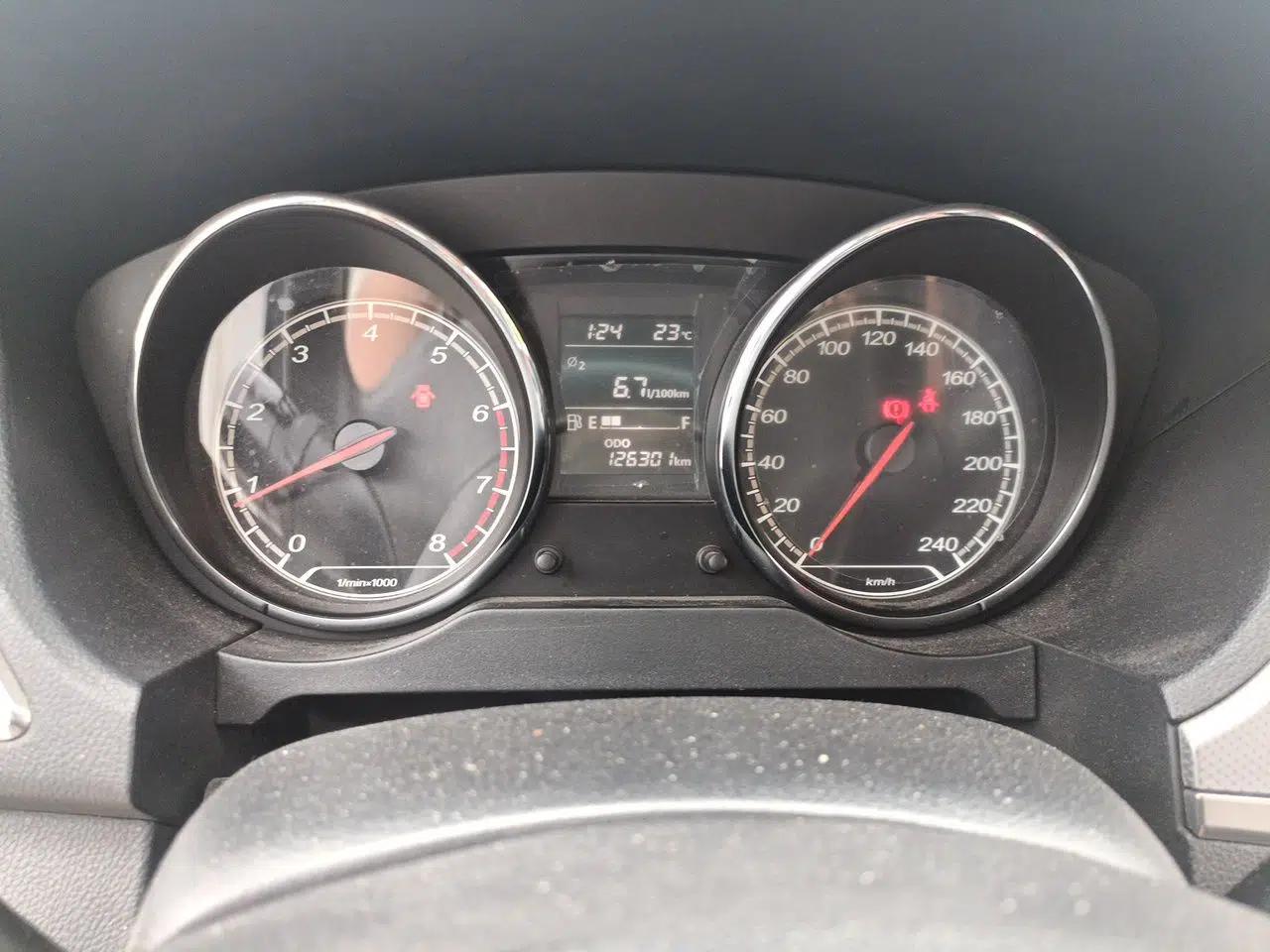 Bestune B30 2017 1.6L manual Comfort trim level — миниатюра 11