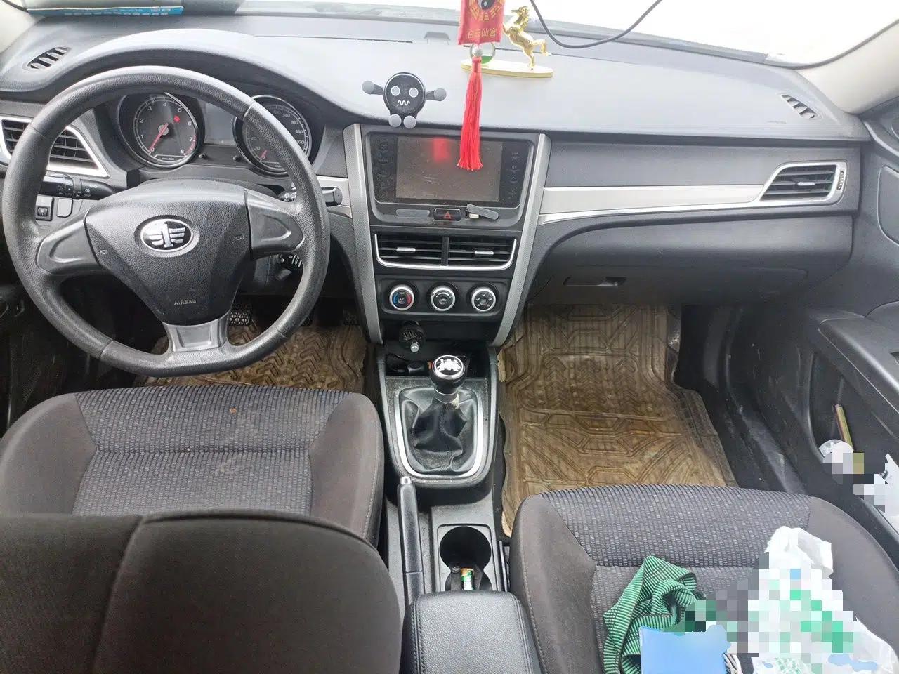 Bestune B30 2017 1.6L manual Comfort trim level — миниатюра 9