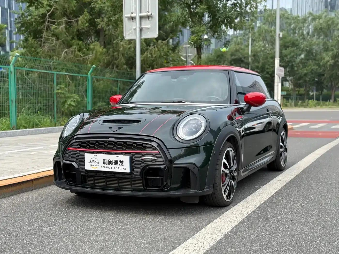 2022 MINI JCW Facelift 2.0T JOHN COOPER WORKS ALL-IN — миниатюра 1