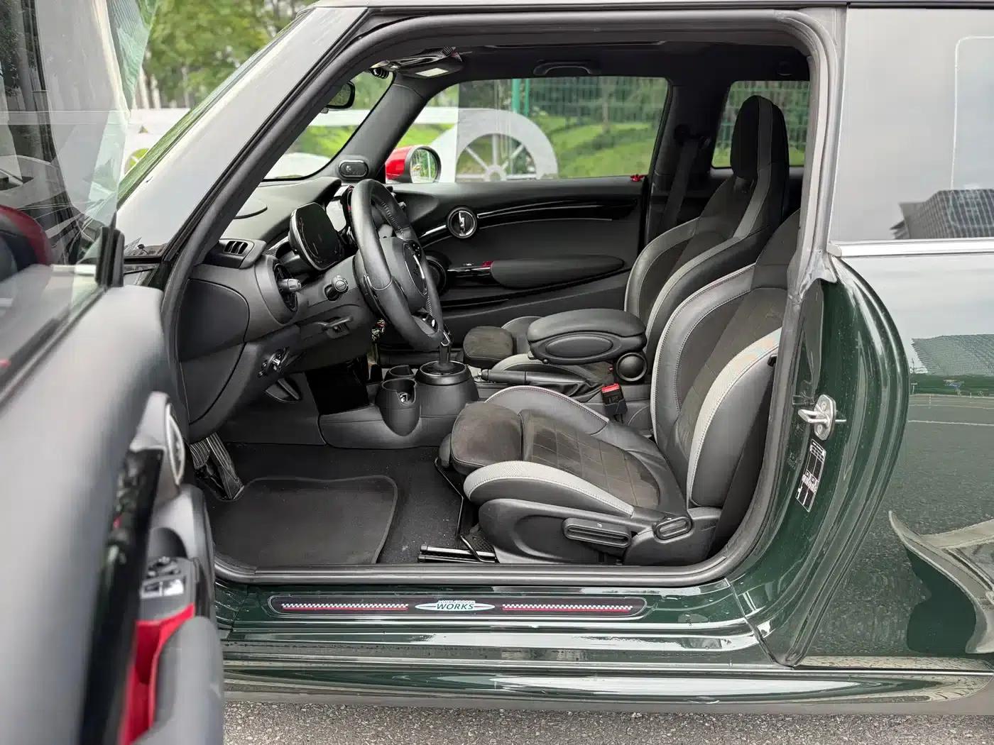 2022 MINI JCW Facelift 2.0T JOHN COOPER WORKS ALL-IN — миниатюра 10