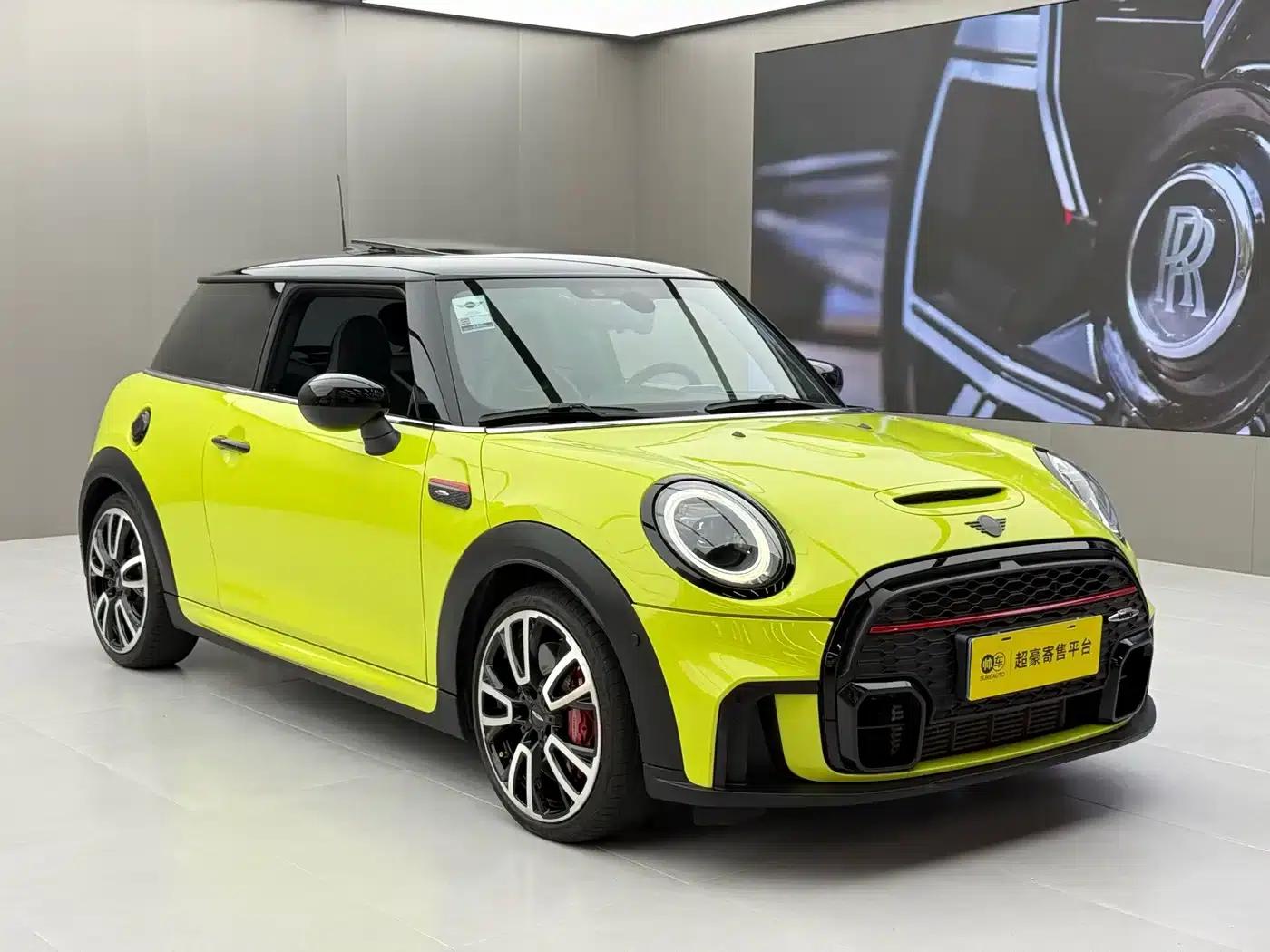 MINI JCW 2023 2.0T JOHN COOPER WORKS ALL-IN — миниатюра 2