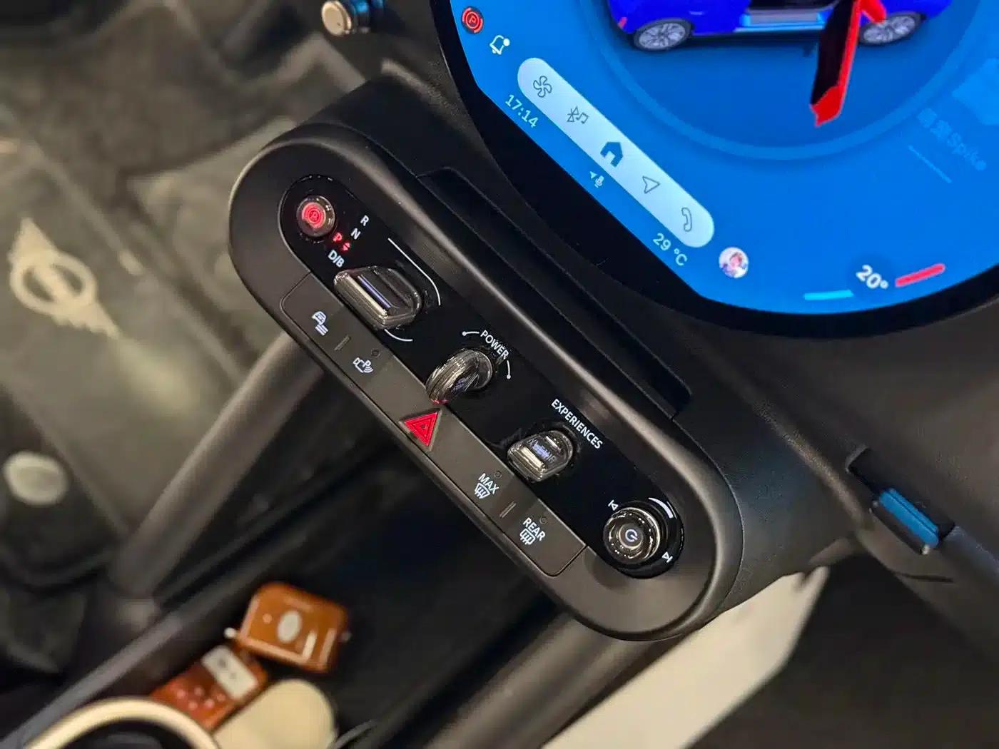 2024 Electric MINI Cooper (456km/h) - Classic Style — миниатюра 8
