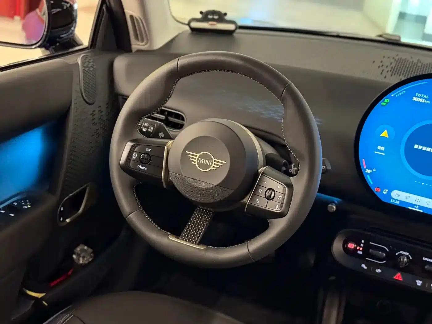 2024 Electric MINI Cooper (456km/h) - Classic Style — миниатюра 9