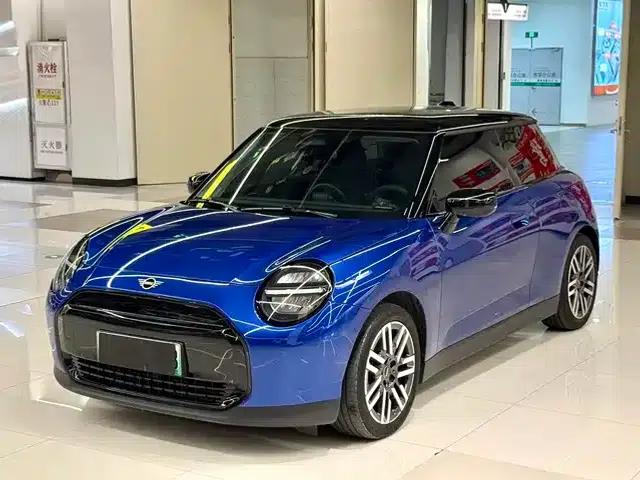 2024 Electric MINI Cooper (456km/h) - Classic Style