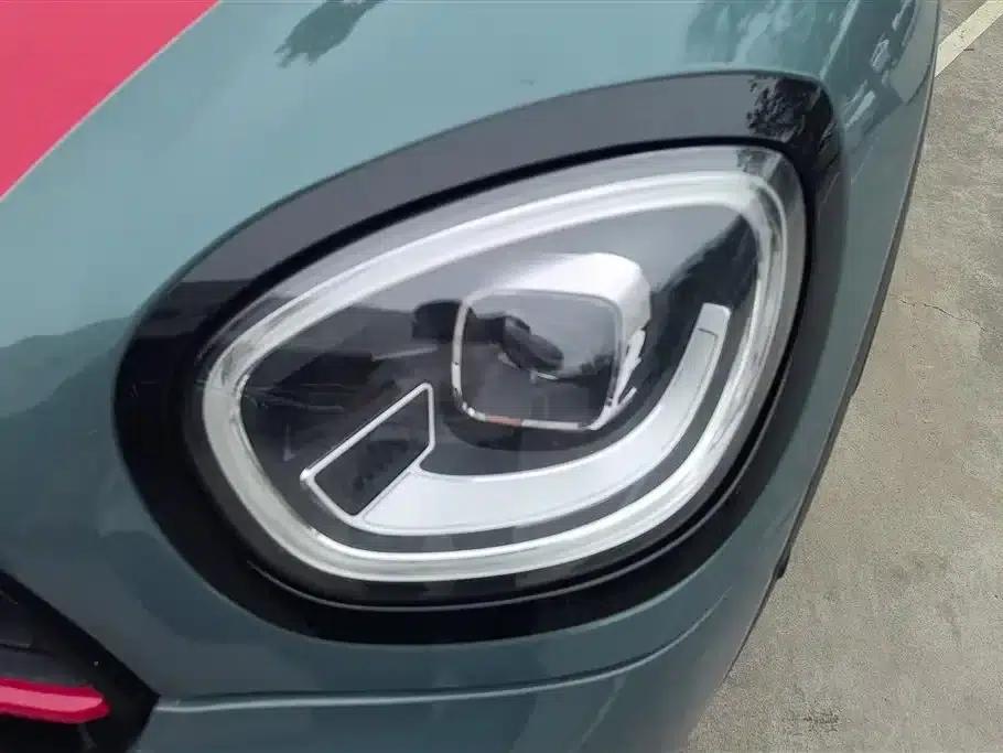 MINI JCW COUNTRYMAN 2021 2.0T JOHN COOPER WORKS — миниатюра 5