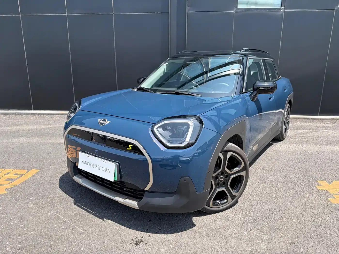 2024 Electric MINI Aceman SE Artist — миниатюра 1