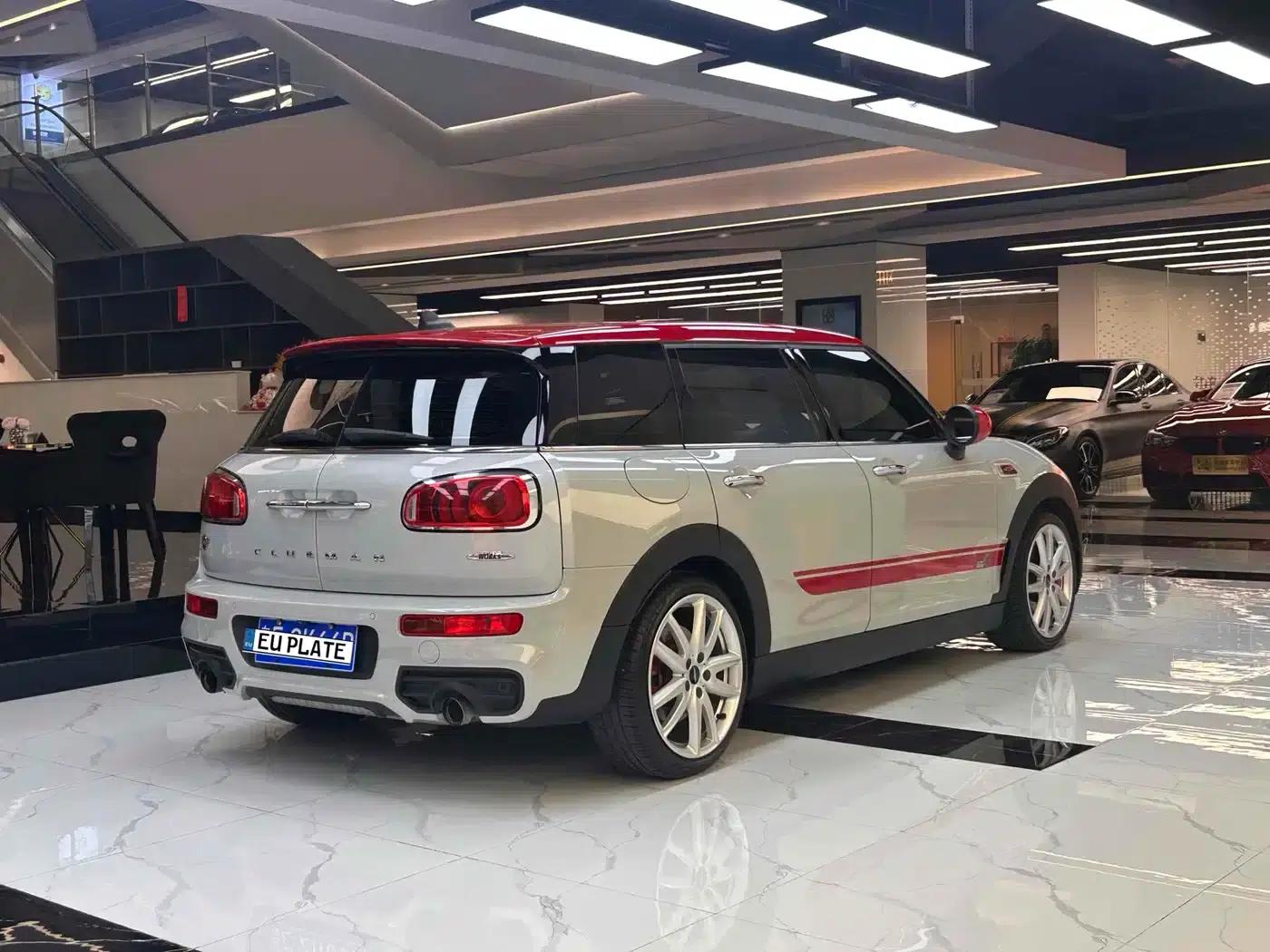 MINI JCW CLUBMAN 2018 2.0T JOHN COOPER WORKS ALL- — миниатюра 21