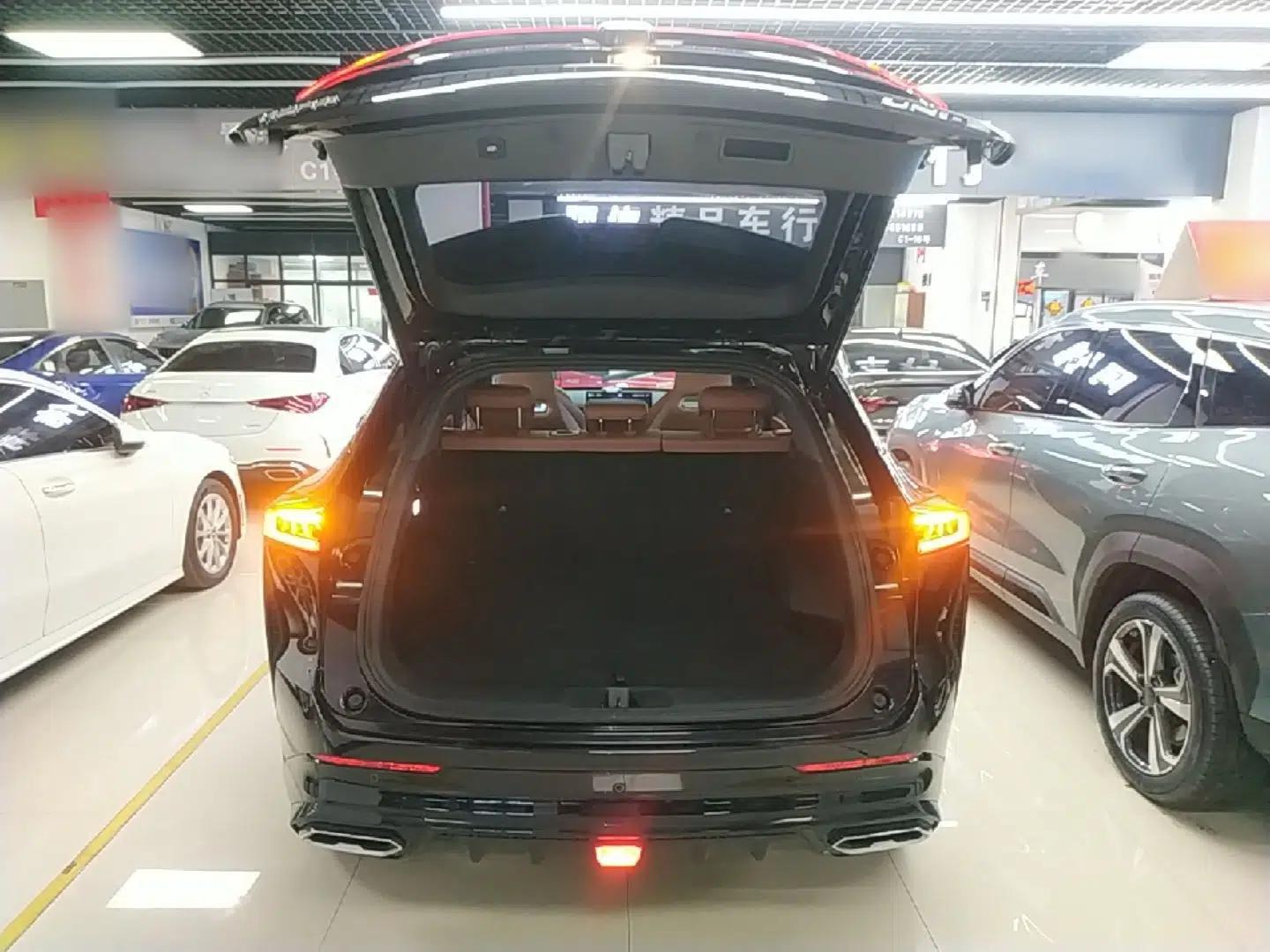 CHANGAN UNI-Z New Energy 2025 Model, Smart New Blue Whale 125km Battleship+ Version — миниатюра 22