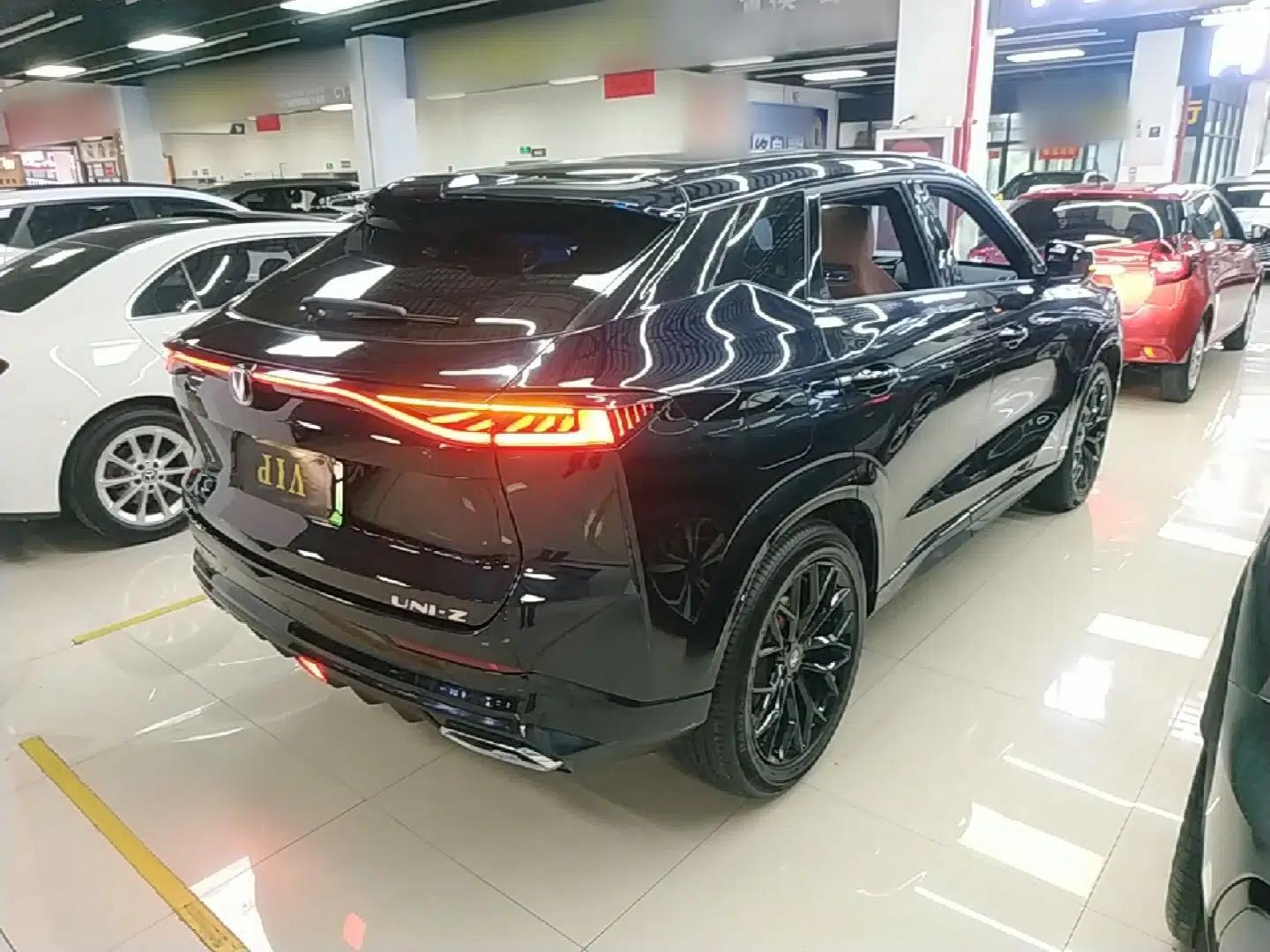 CHANGAN UNI-Z New Energy 2025 Model, Smart New Blue Whale 125km Battleship+ Version — миниатюра 6